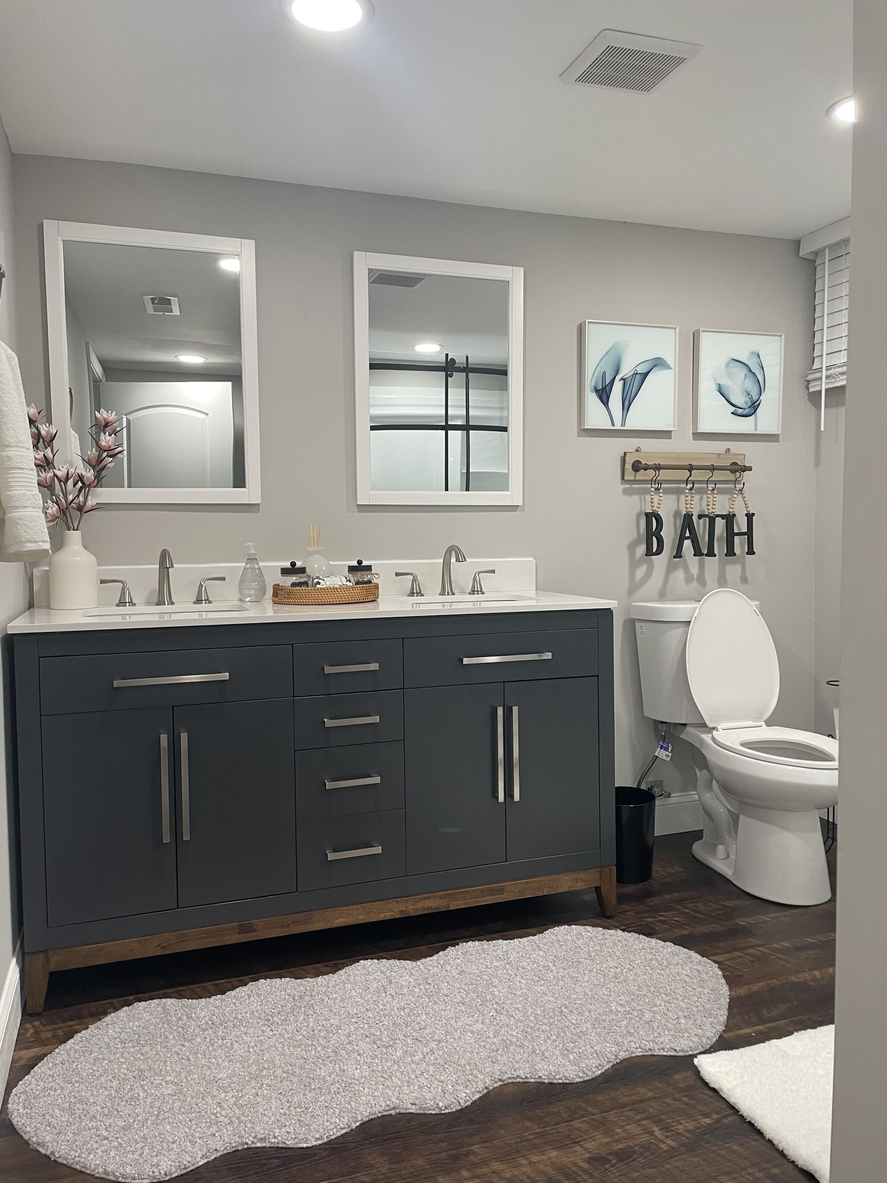 Stylish lower level apartment