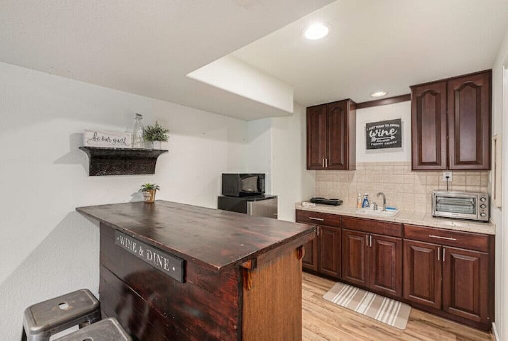 Private Basement Bungalow