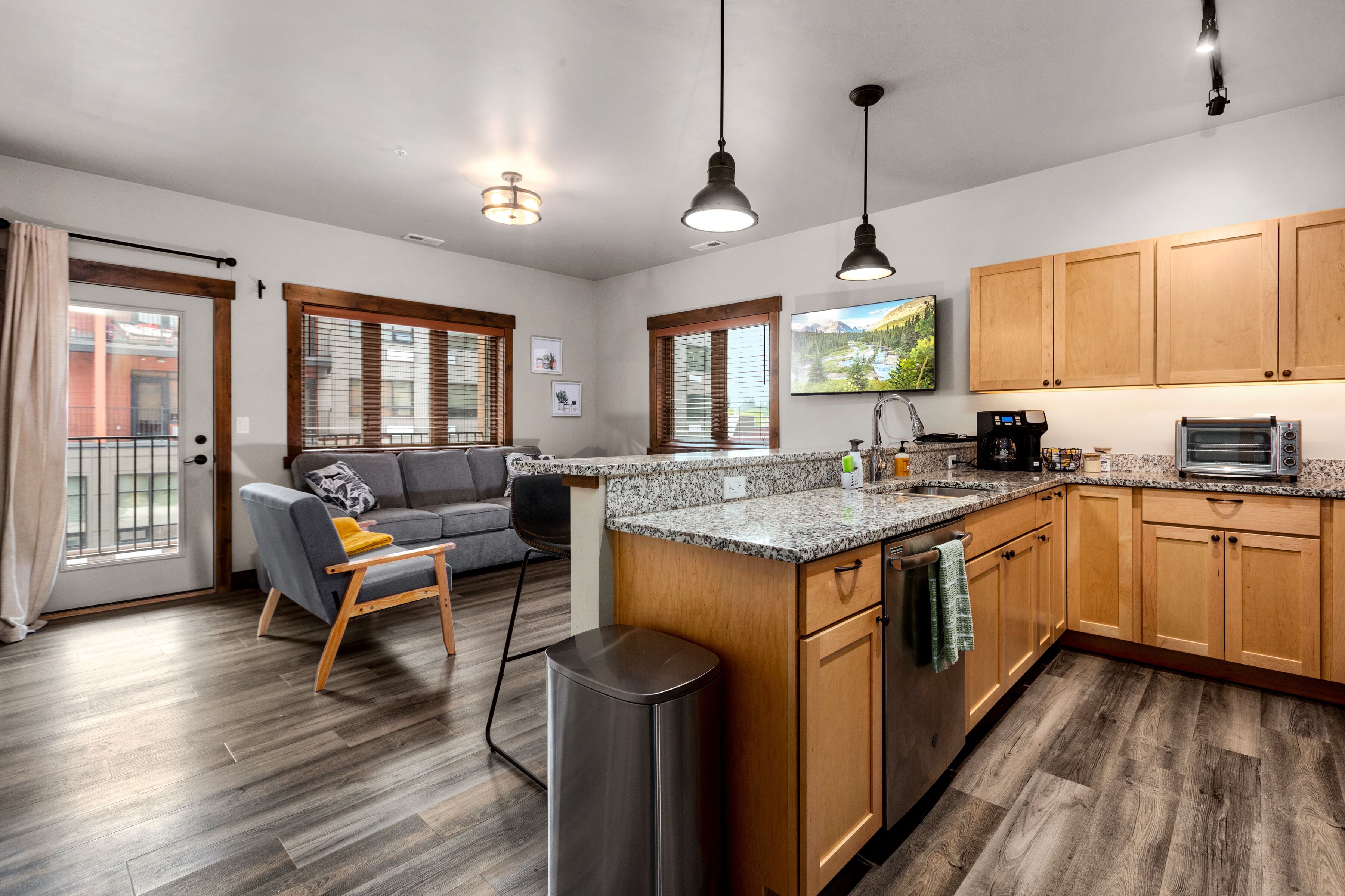 Newly furnished downtown Columbia Falls condo