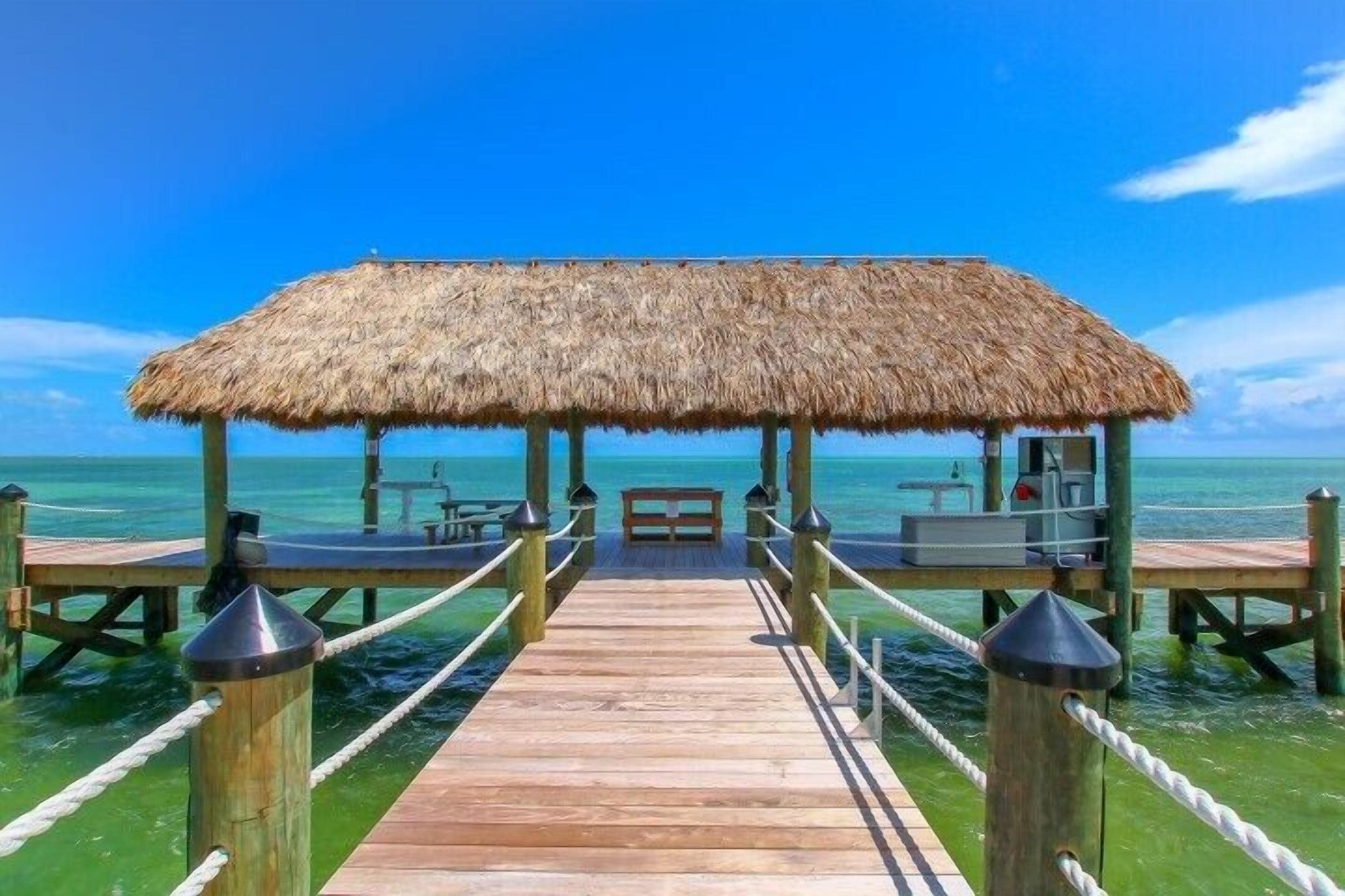 This condo is located in one of Islamorada's most prestigious condo complexes.