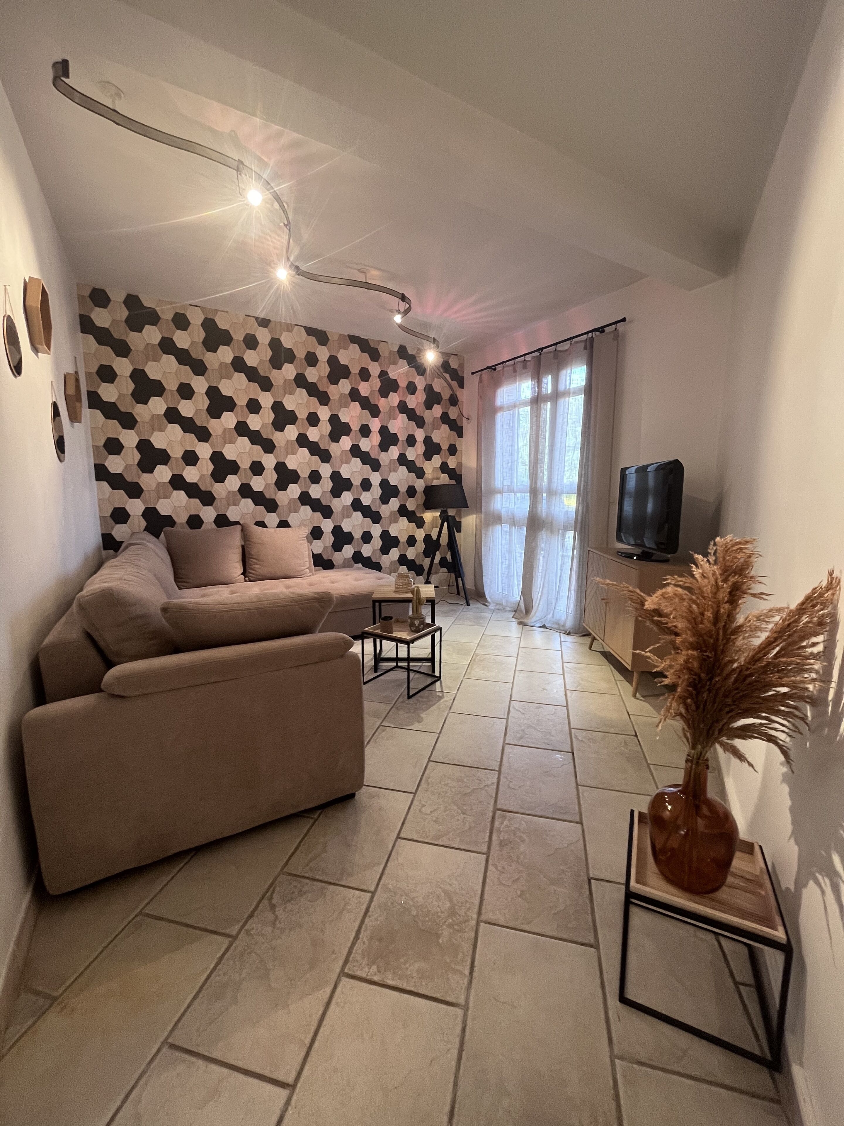 Ground floor apartment of a villa in Grossa - near Campomoro