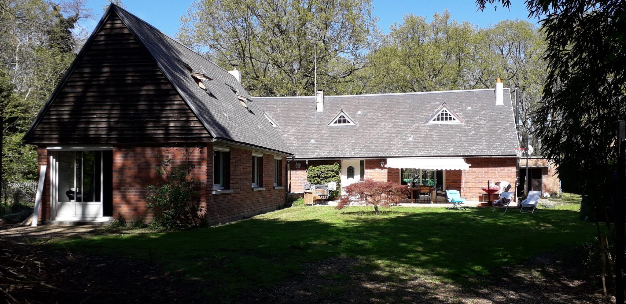 Grande Maison en Pleine Nature au Cœur d un Bois