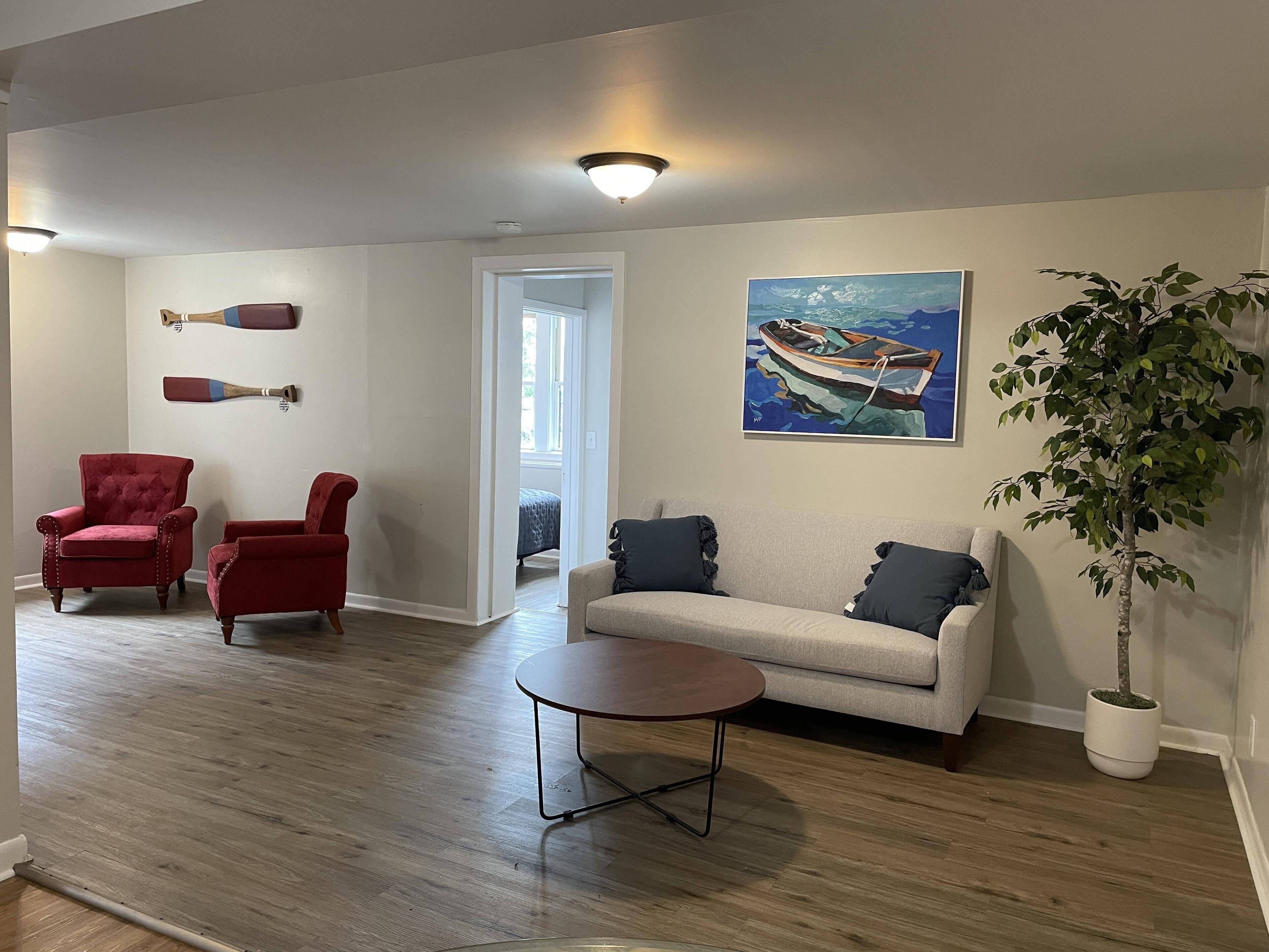Lakefront Getaway with Exciting Activities and Craft Brewery