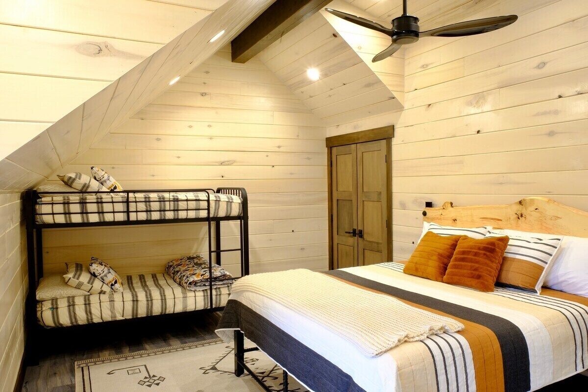 Juniper Ridge Luxury Lodge Two-Bedroom Casita @ East Zion