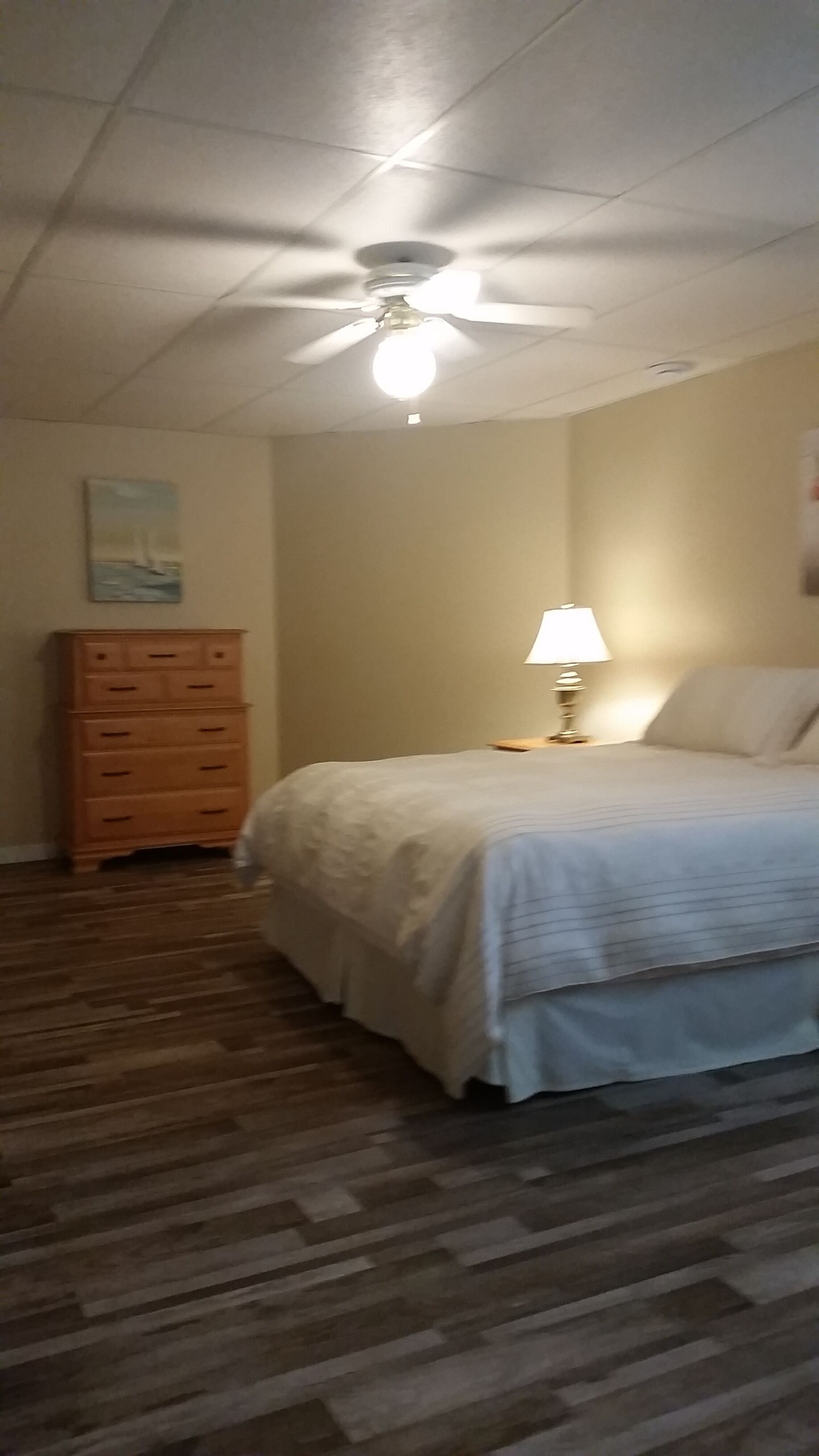 MONTHLY RENTAL ONLY: 1,100 SQ FT APARTMENT IN THE SERENE PART OF PICTON. 