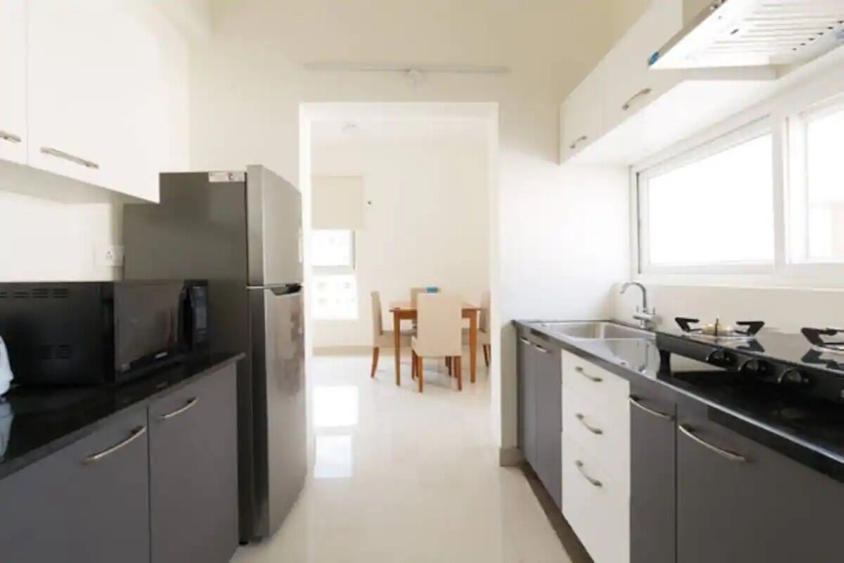 BluO 1BHK Hitech City - Gym, Balcony, Garden Lift