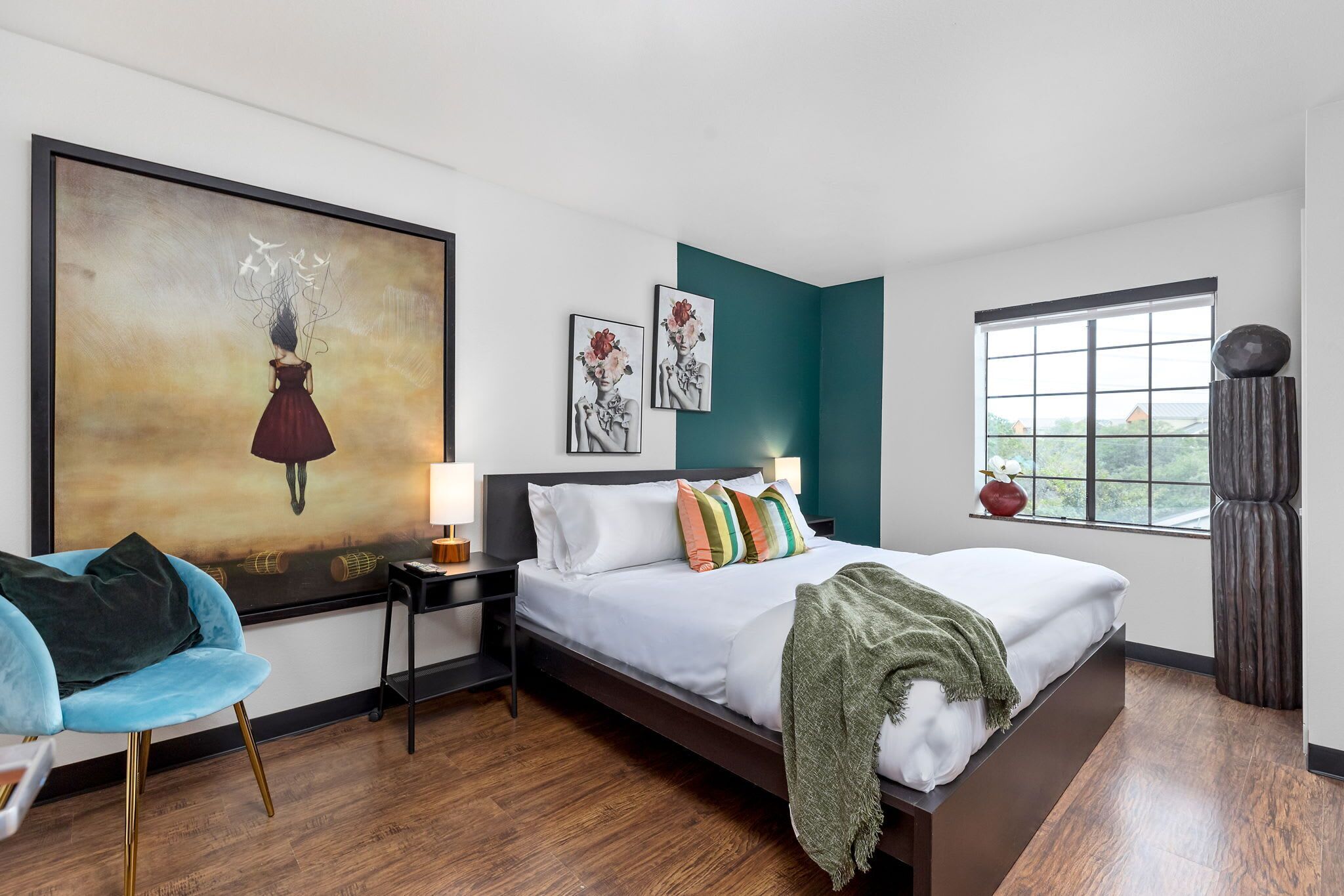 Picturesque Pool View w/King Bed at La Cantera