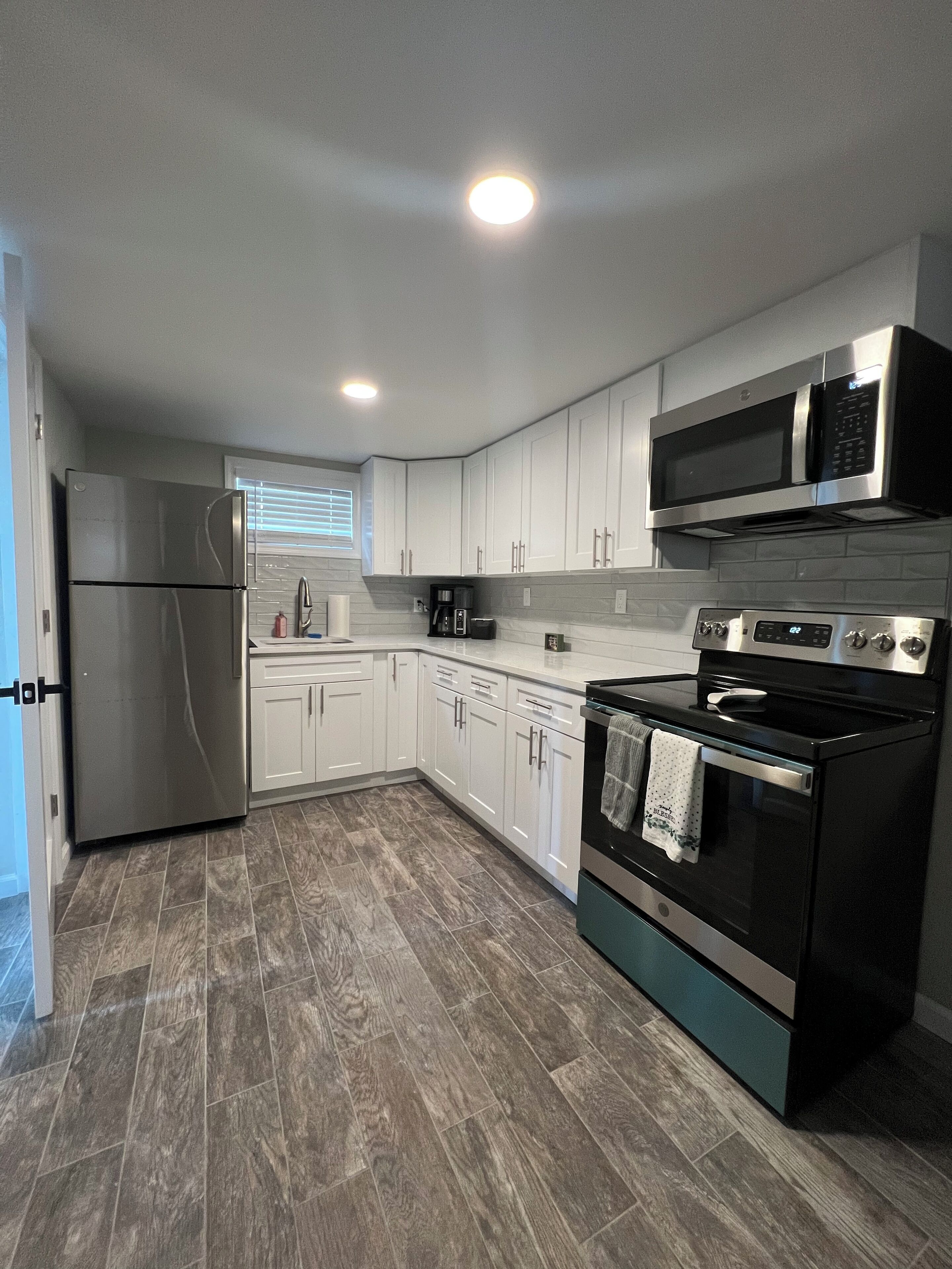 Cozy New Apartment in North Massapequa