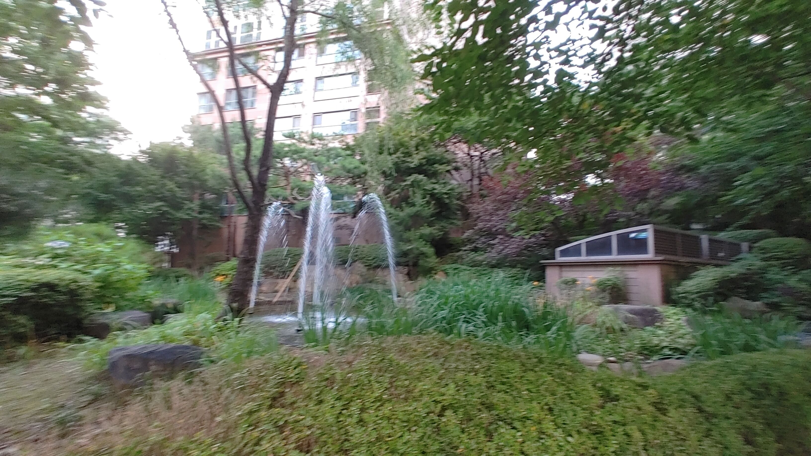 Full option Banpo Apartment in Seoul, 3,7,9-line subway, Bus Terminal 3 minutes.