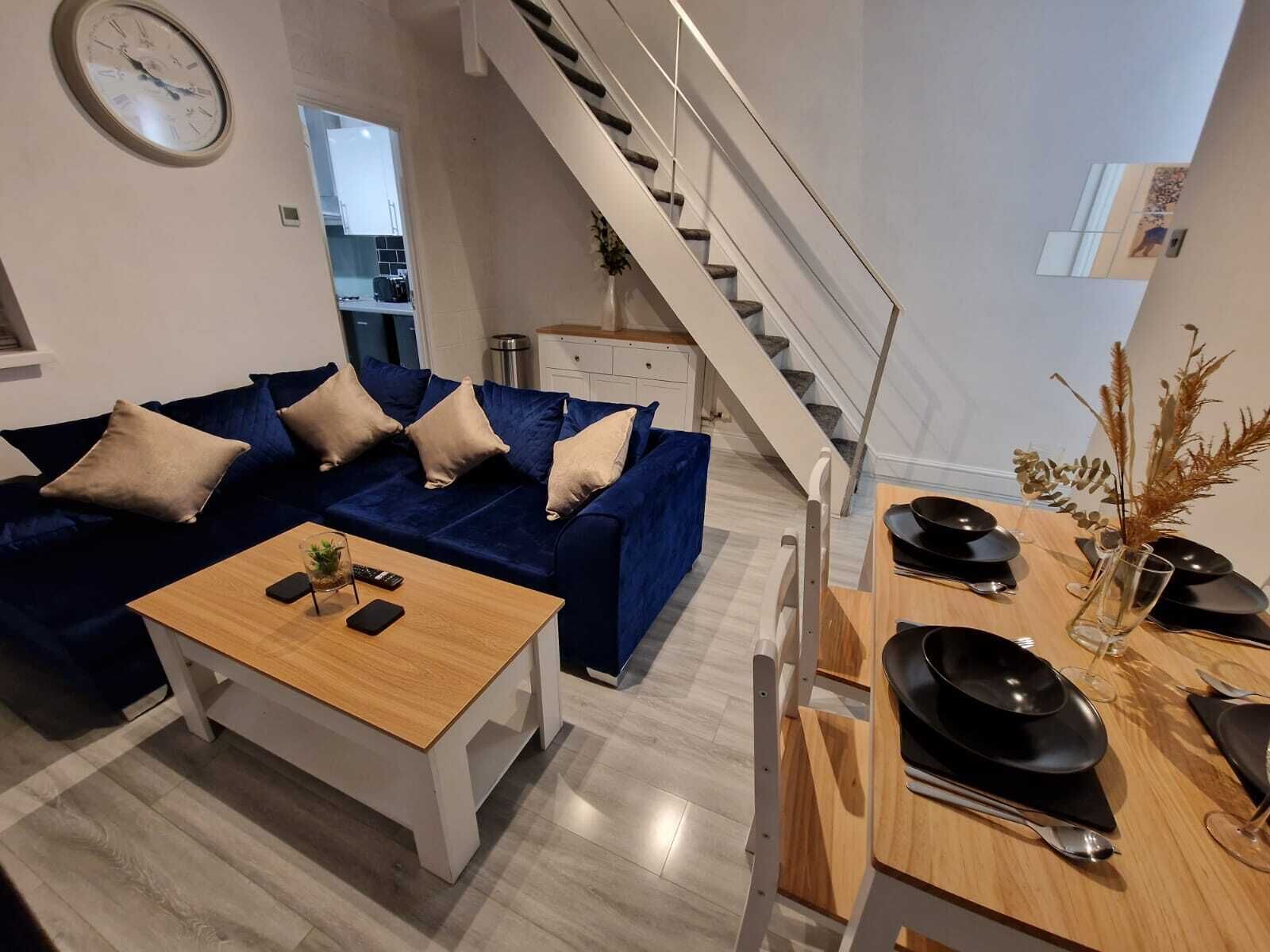 Double Bedroom -  Close to Cardiff City Centre