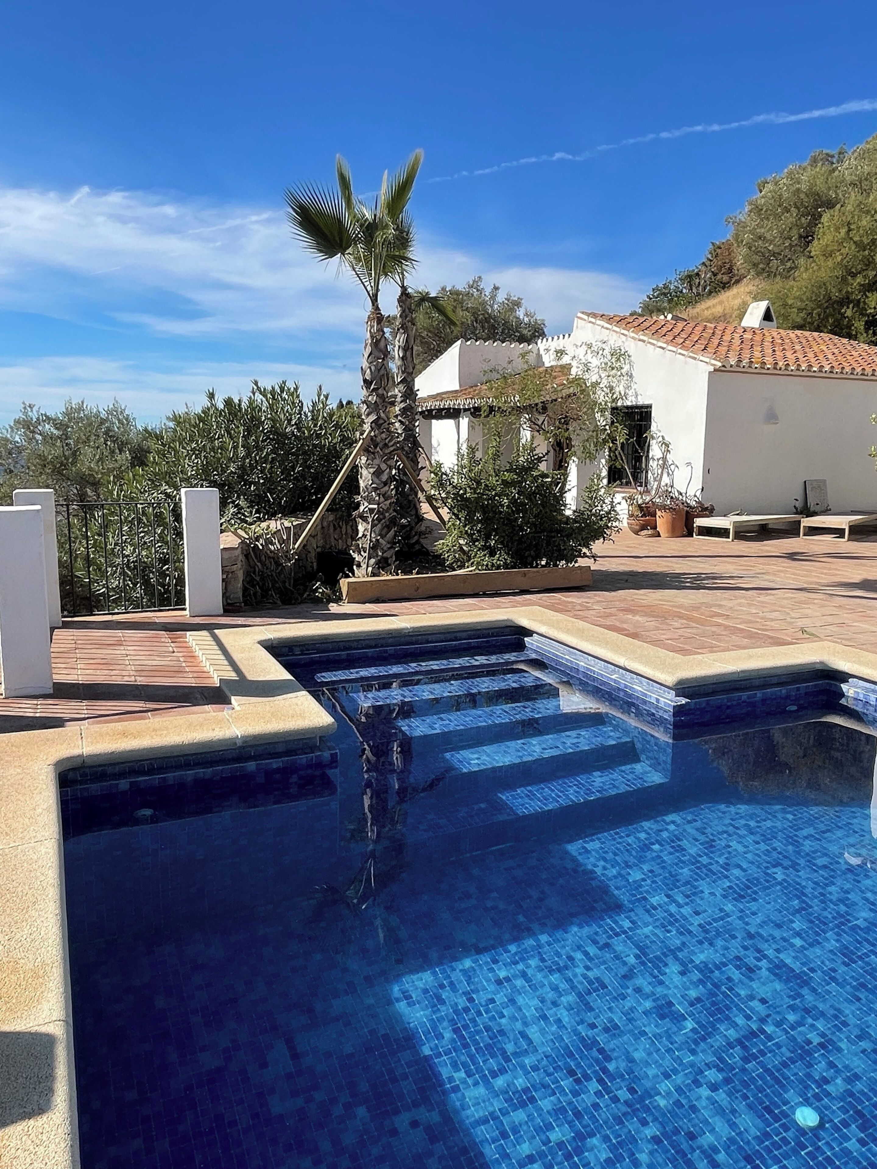 Guest house with private pool Stunning views on Sea and Mountain