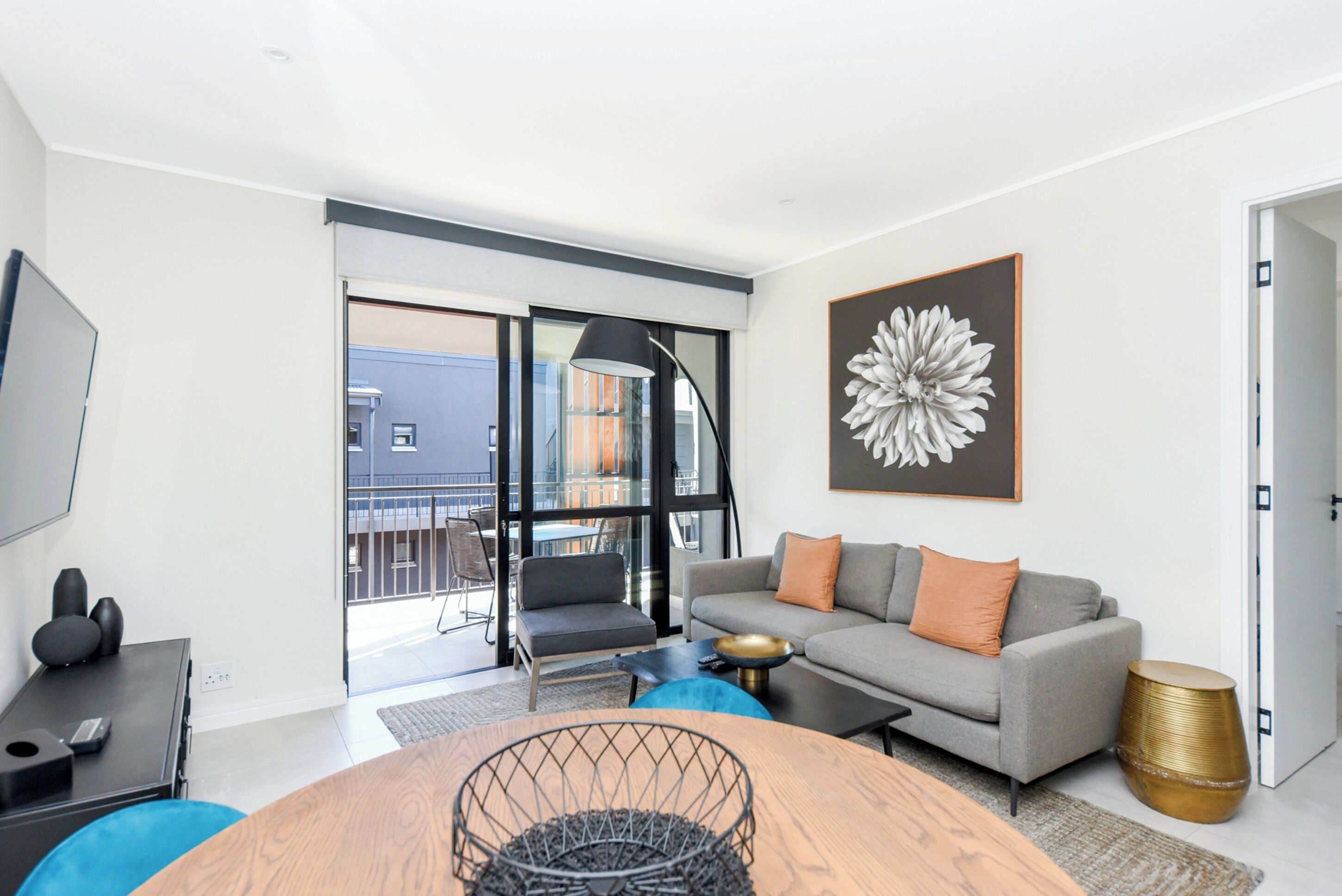 2 Bed , Luxurious Living