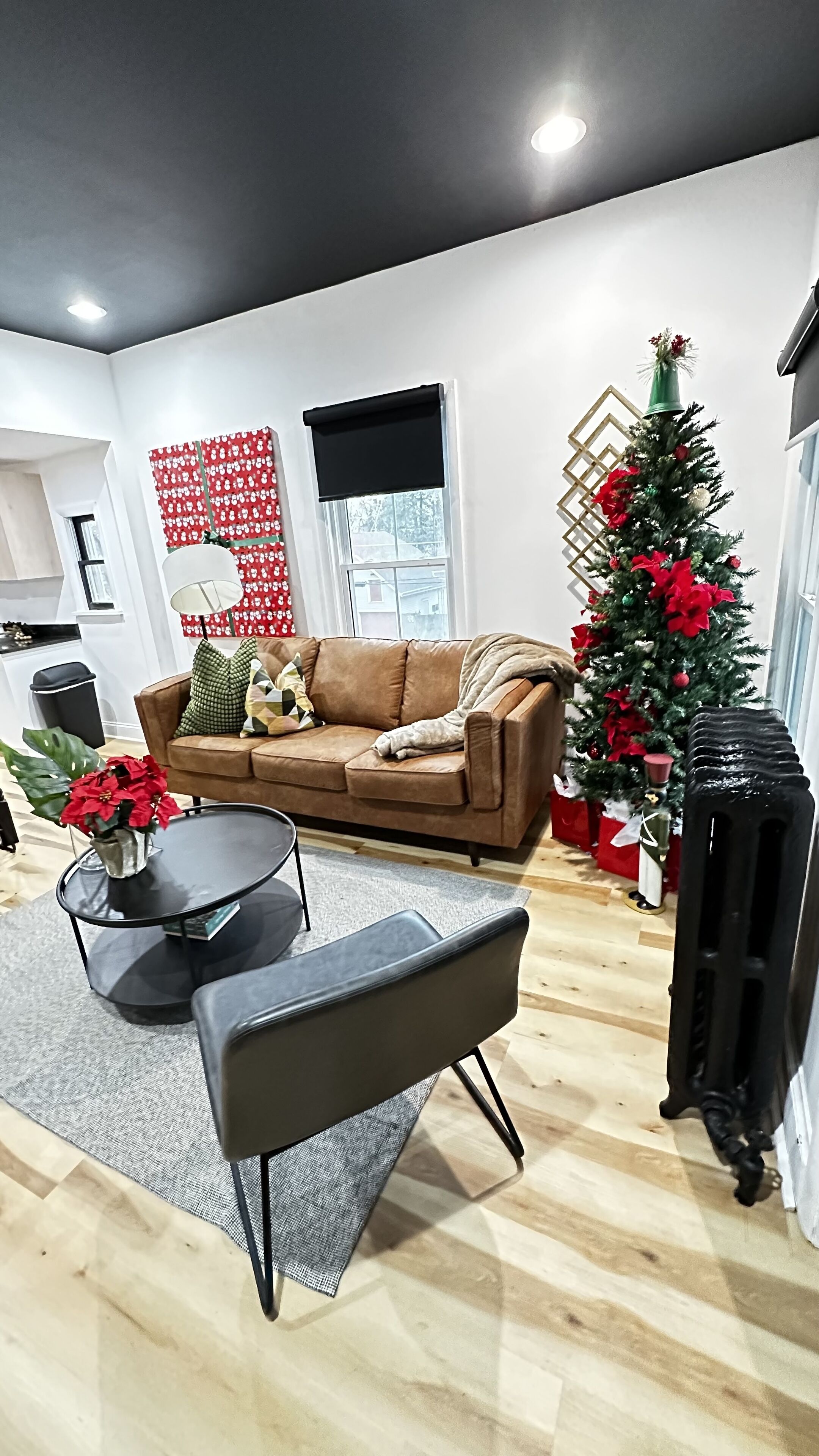 Perfect location that provides Comfort, Cozy, plus security during your stay.