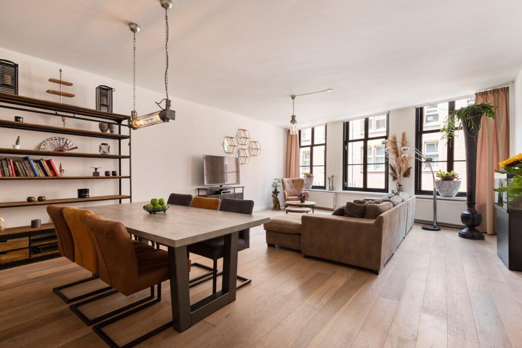 DAM Square, central station, luxury apartment 
