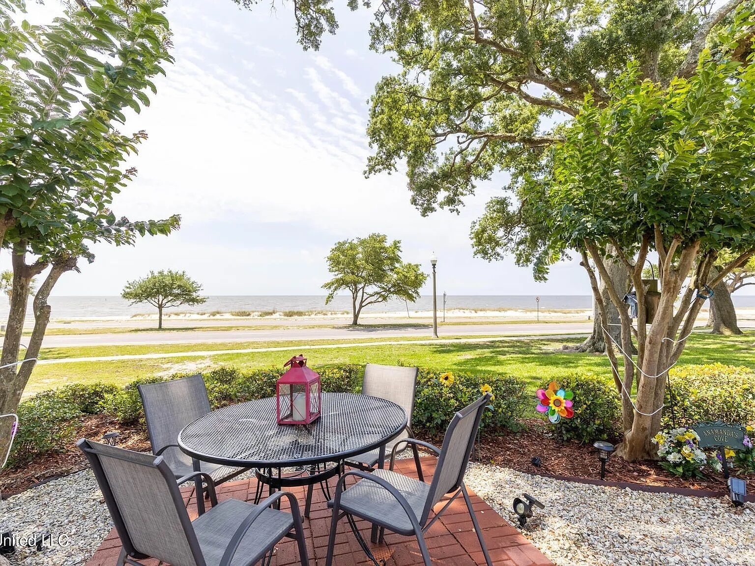 Furnished beachfront condo near Keesler. Wifi included. TDY/Per diem accepted.  