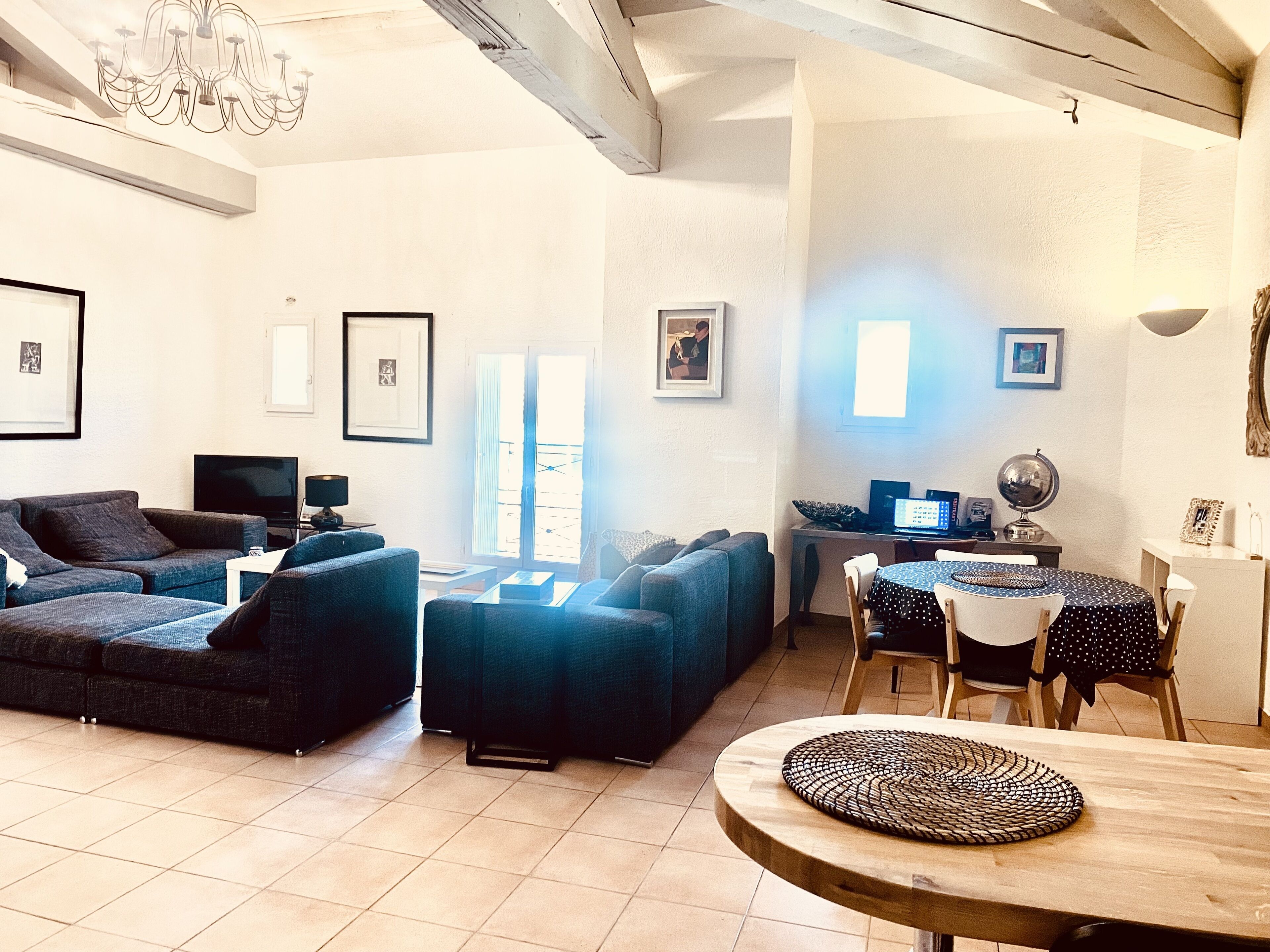 Duplex au Cœur de Meyrargues à 20 mn Daix en Provence