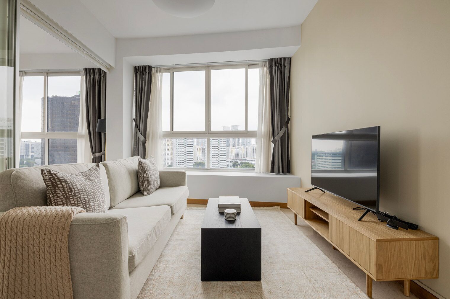 Chic RIver Valley 1BR w/ Tennis & Gym, nr MRT Stations, by Blueground