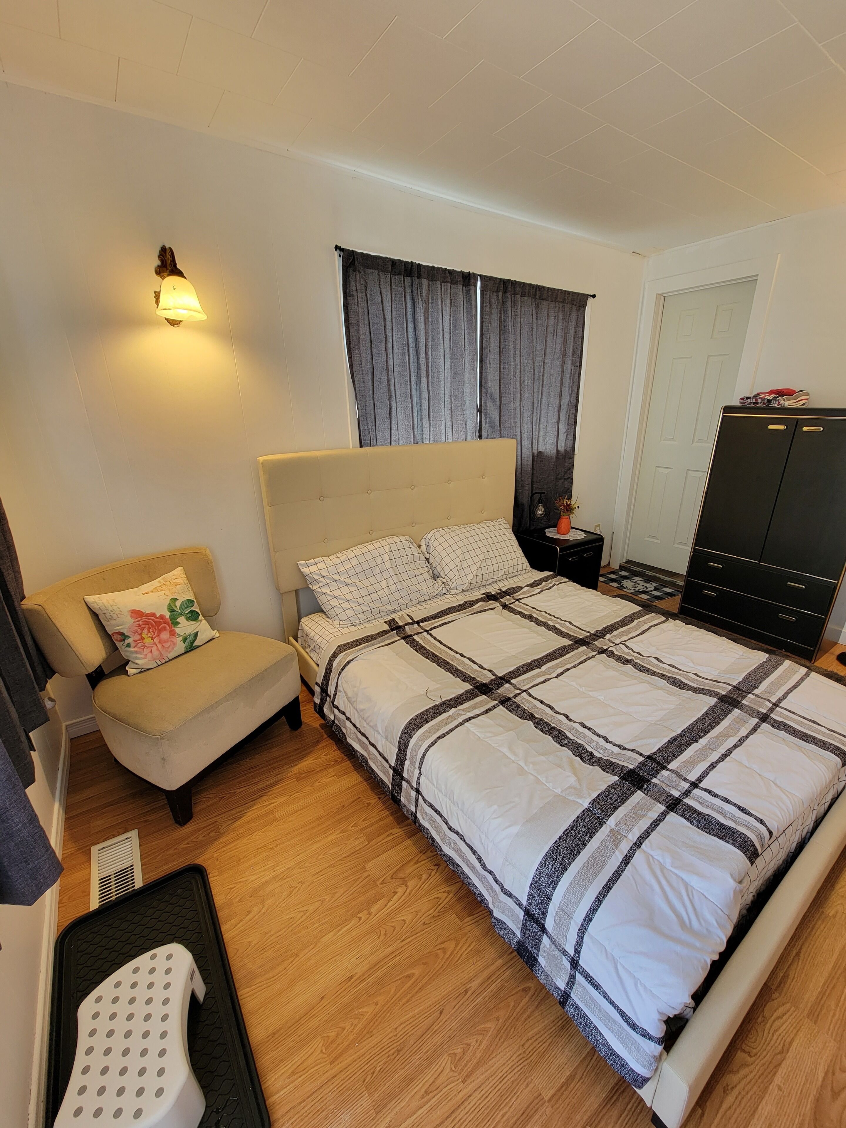 Cute little Private place in Downtown Wallaceburg 