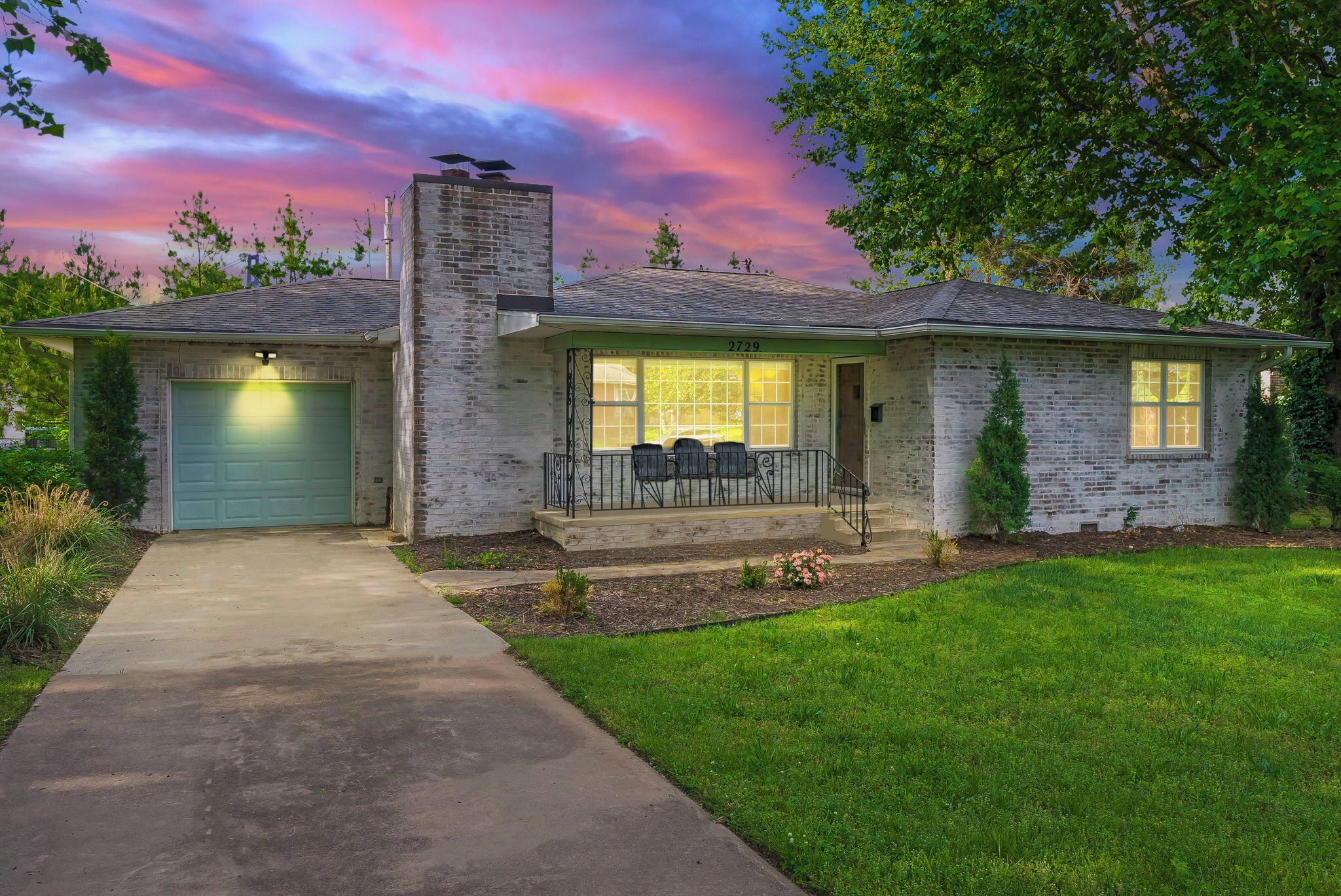 Charming Rancher, Close to Everything!