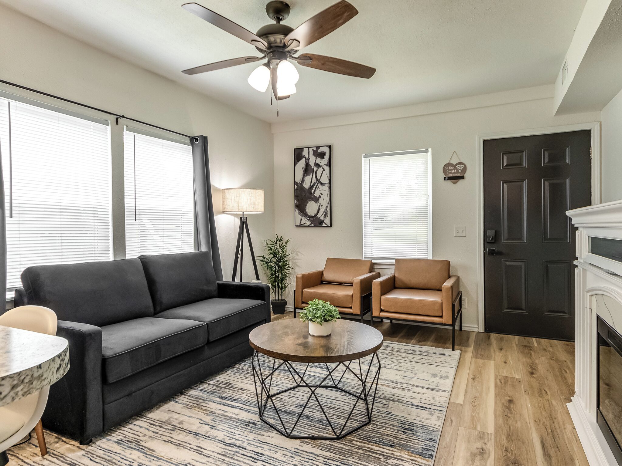 Stylish & Serene: Modern Retreat
