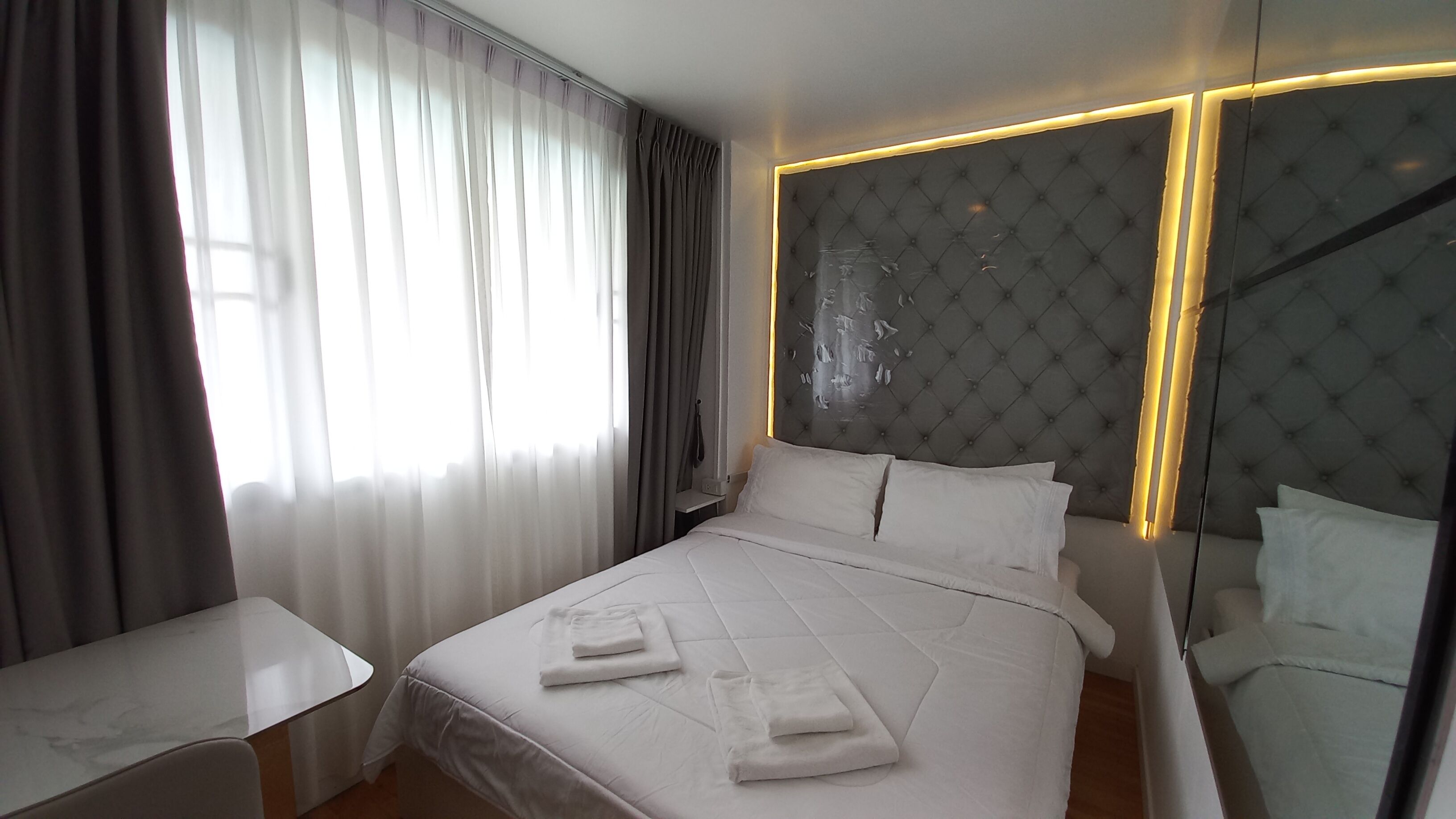 NEW! Cozy Condo w/ Panoramic City&Pool view near MRT&BTS Silom, Enjoy Large Pool