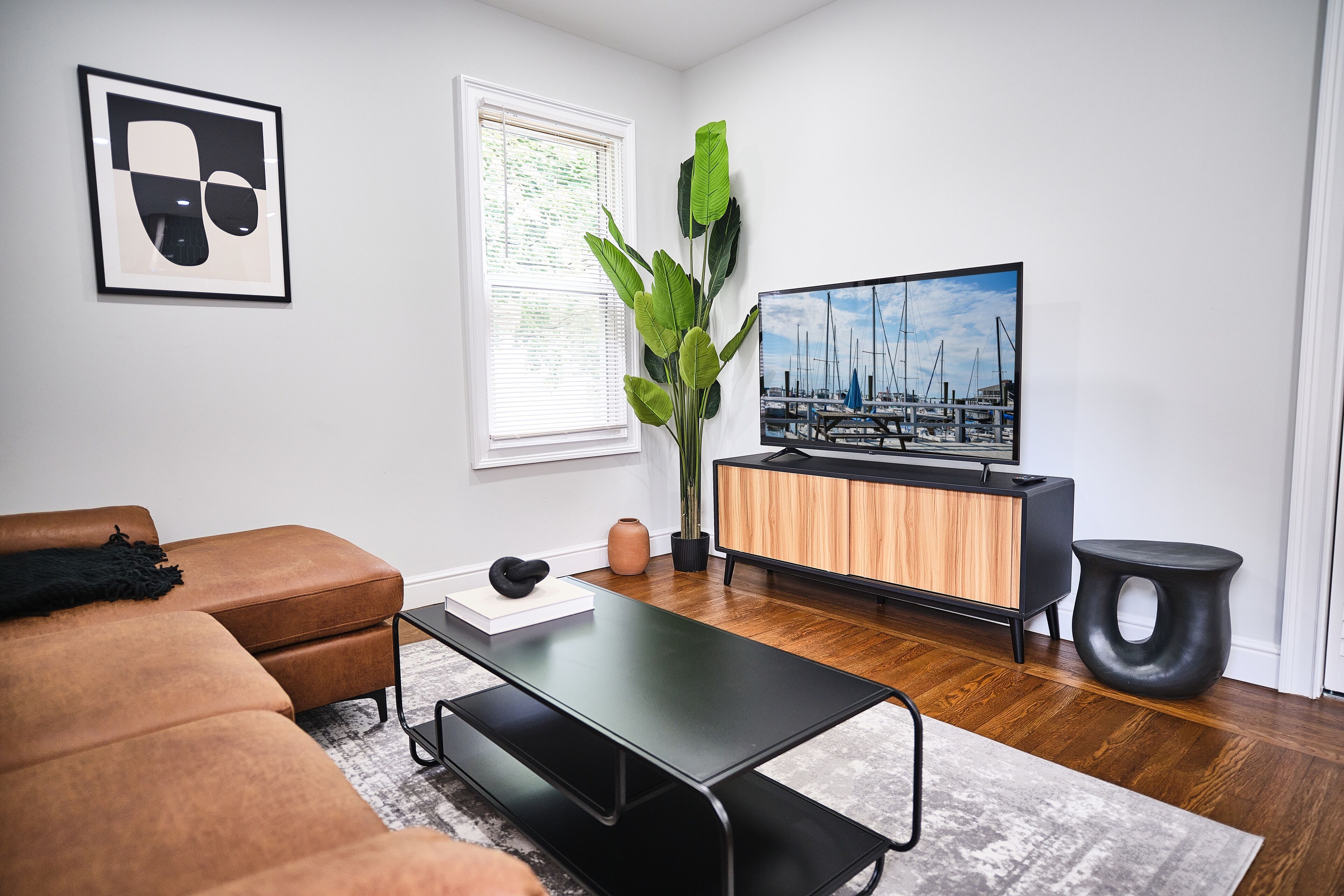 City Point Home - Close to Beach & Yale