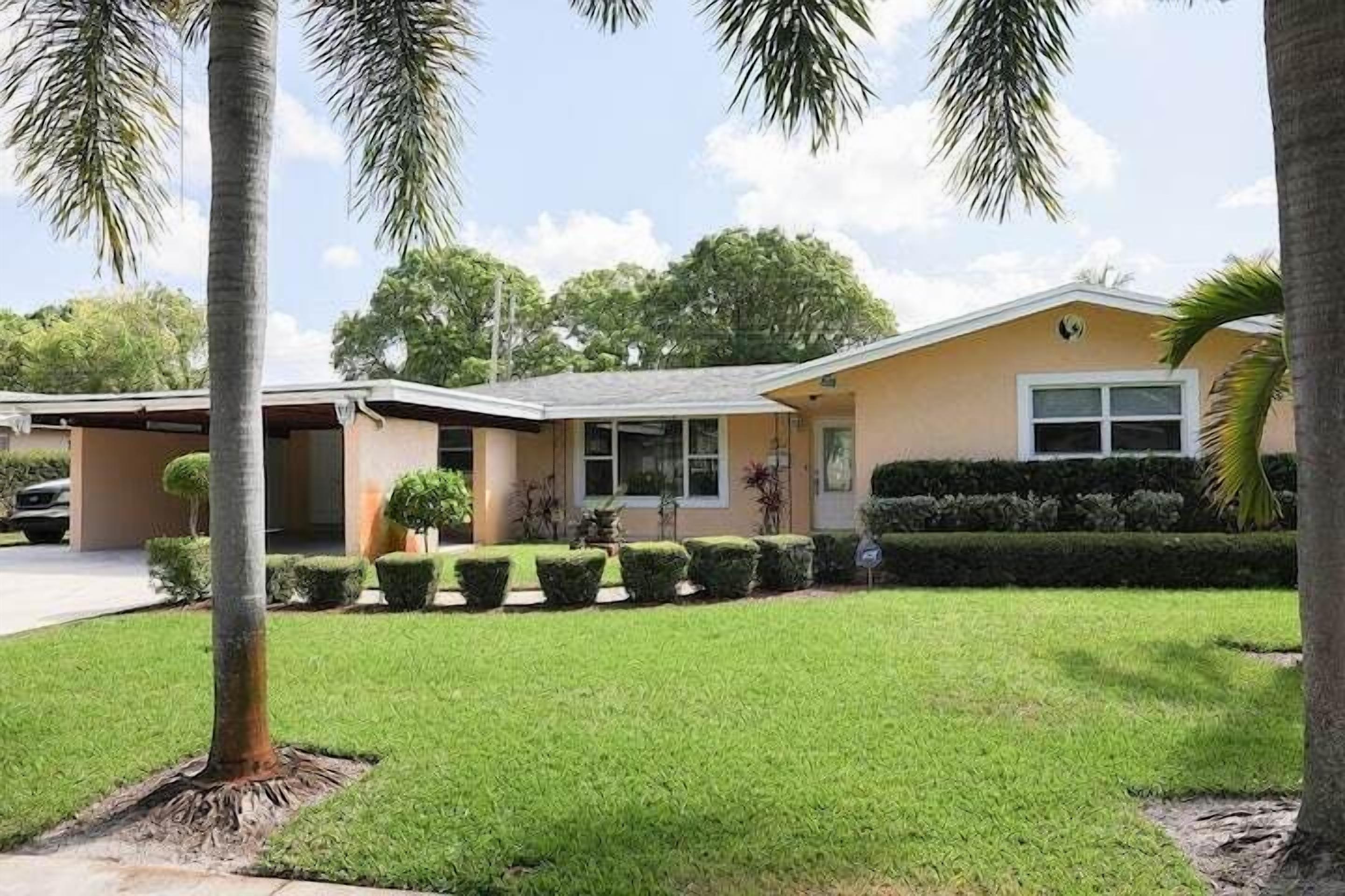 3 Bedroom  651843 by Houzlet