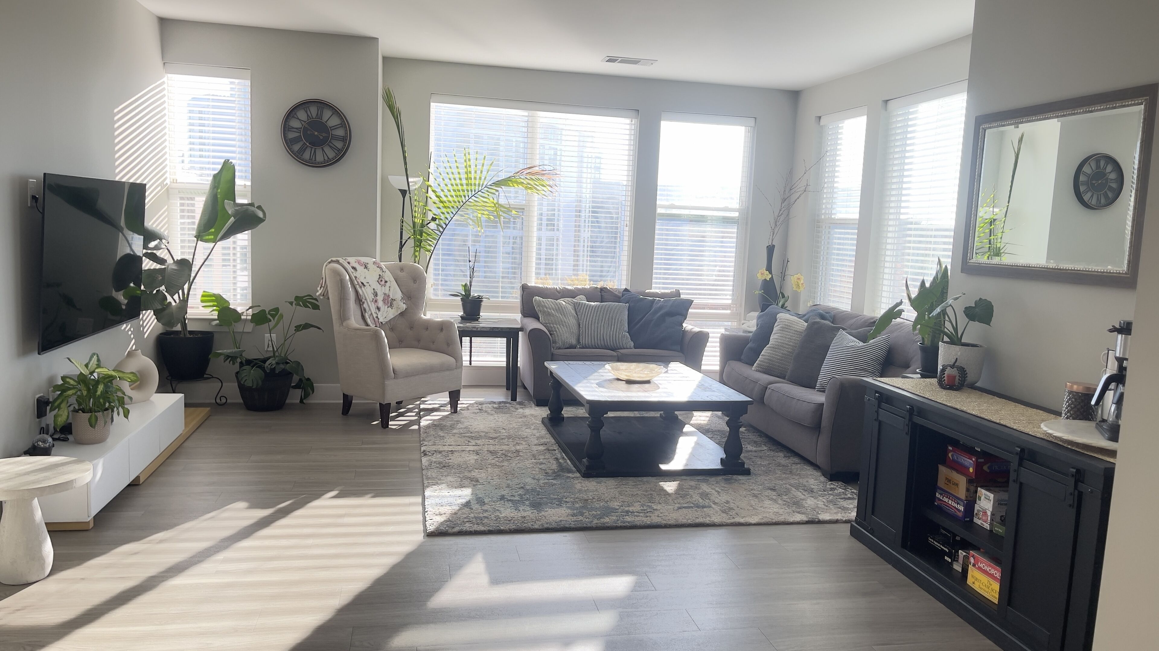 Luxury 2 Bed 2 Bath KOP Town Center