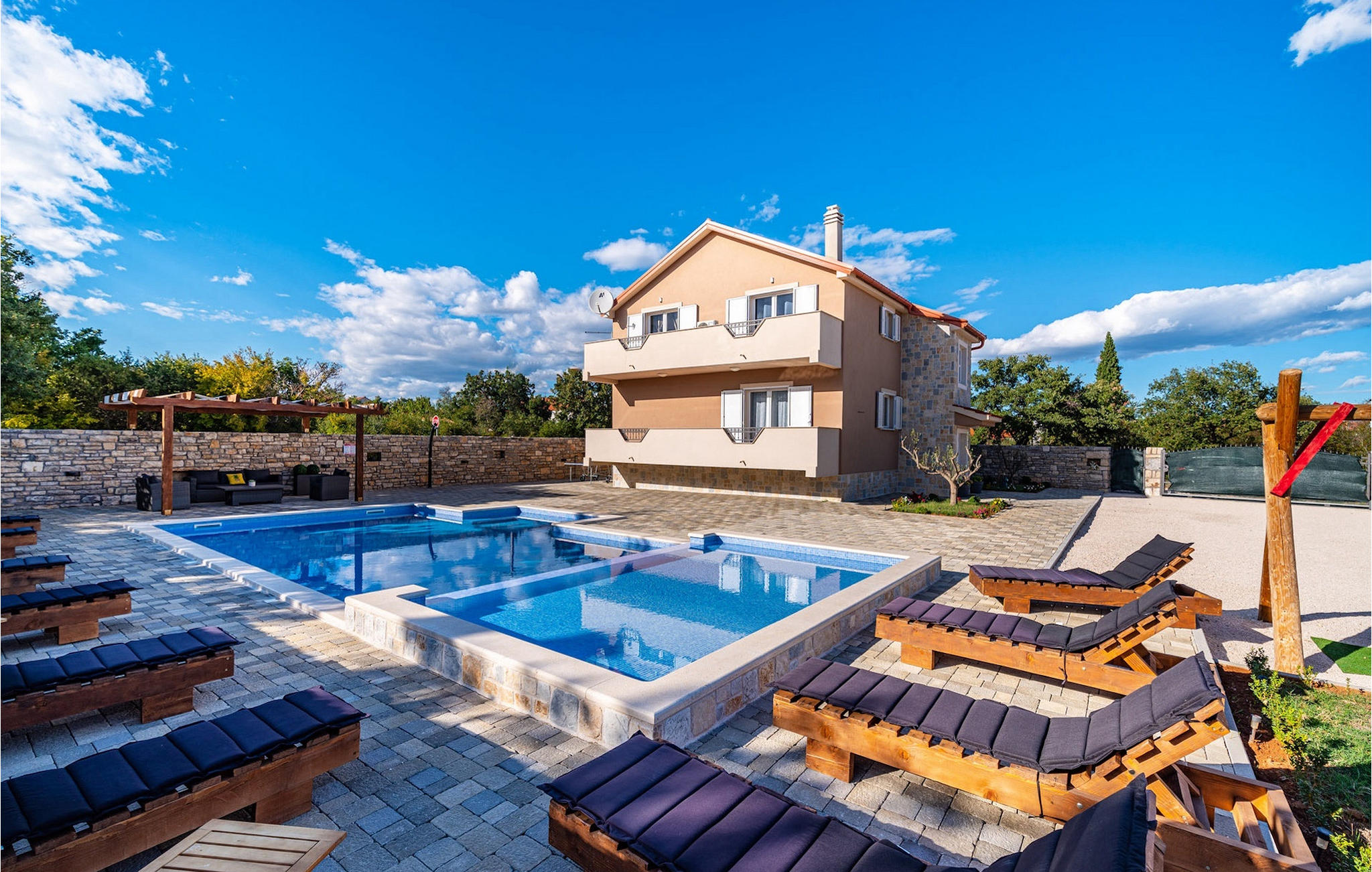 Villa Escape