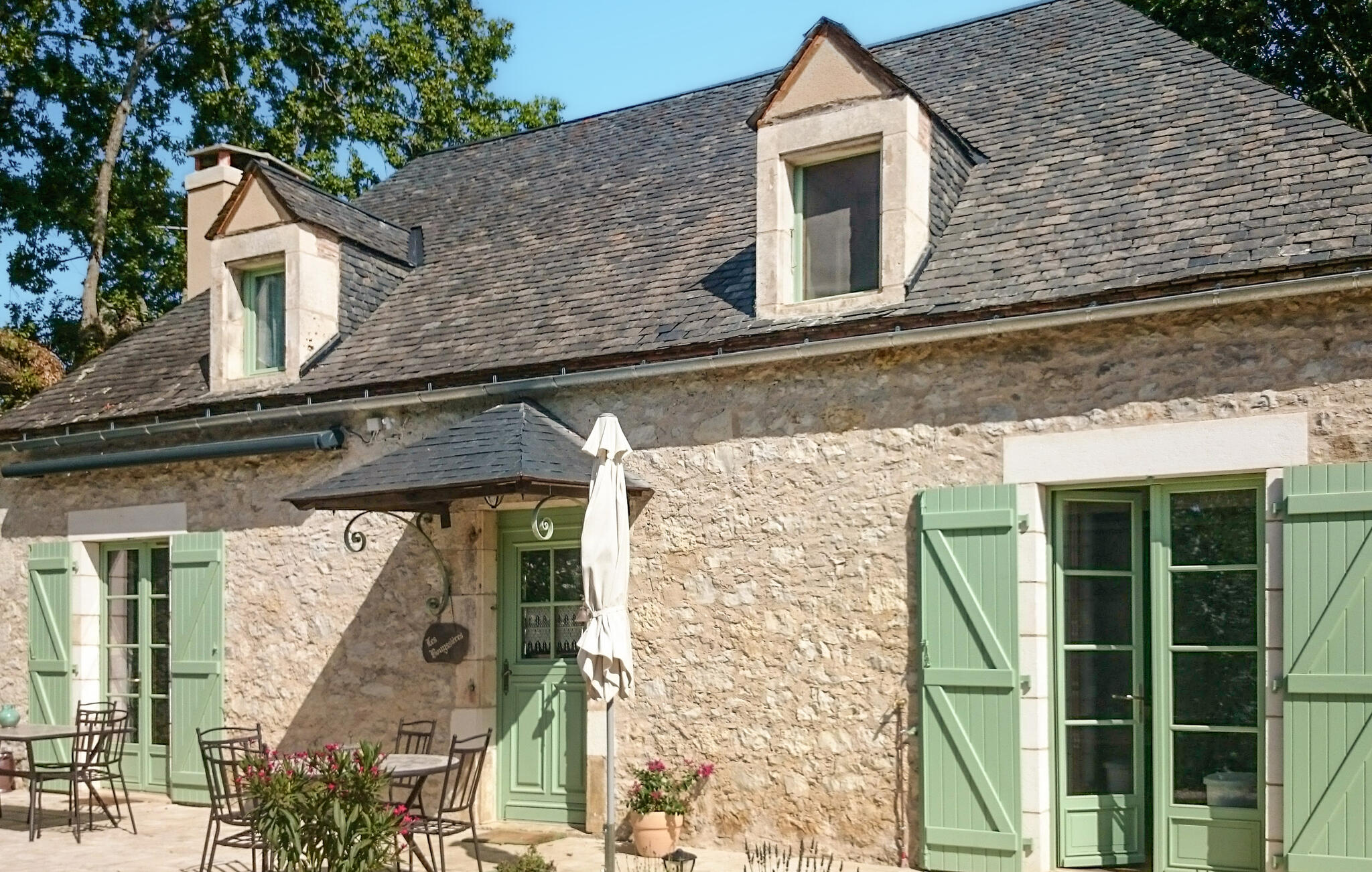 Awesome home in Creysse with WiFi and 3 Bedrooms