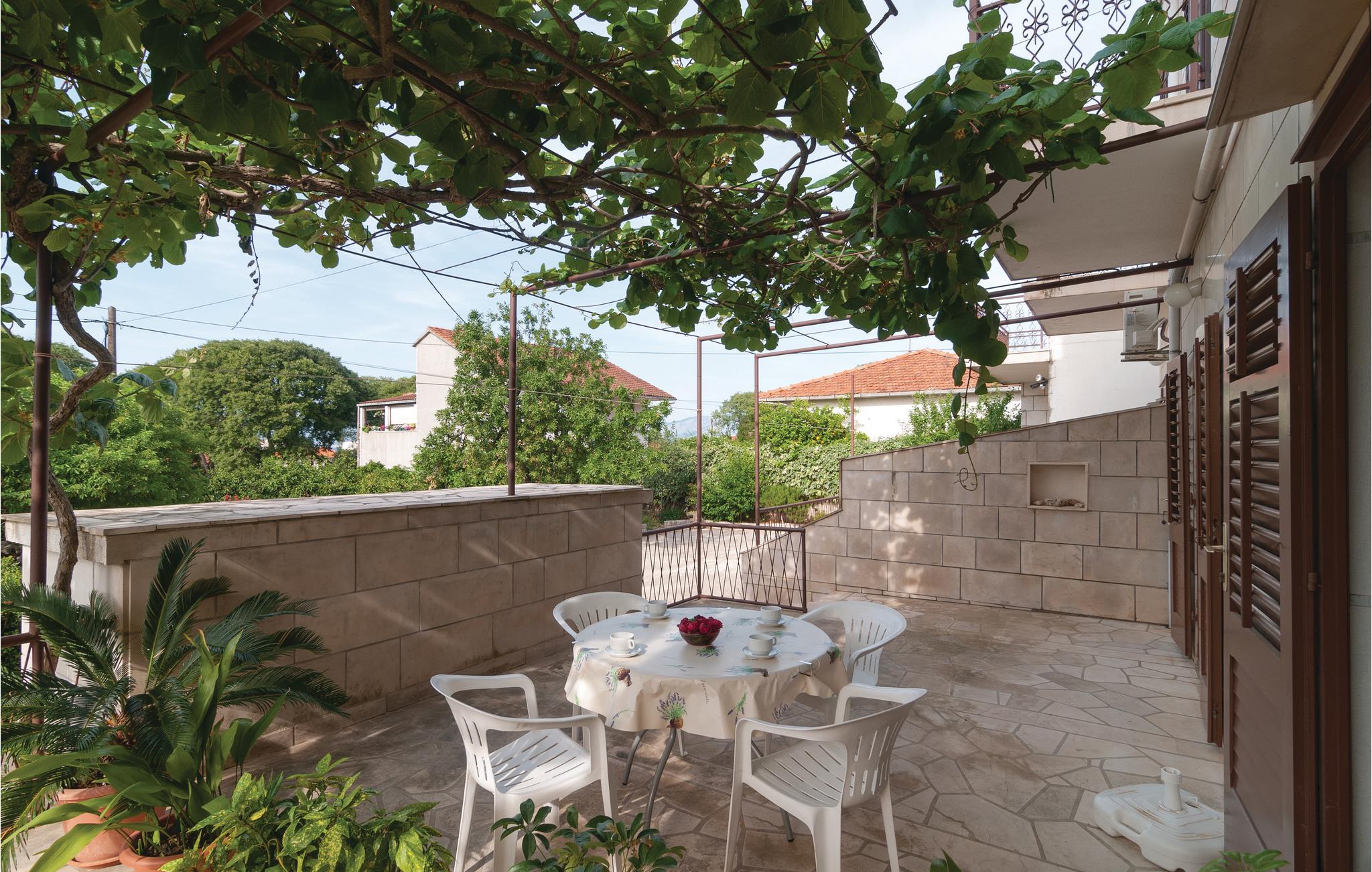 Stunning apartment in Supetar with 2 Bedrooms and WiFi