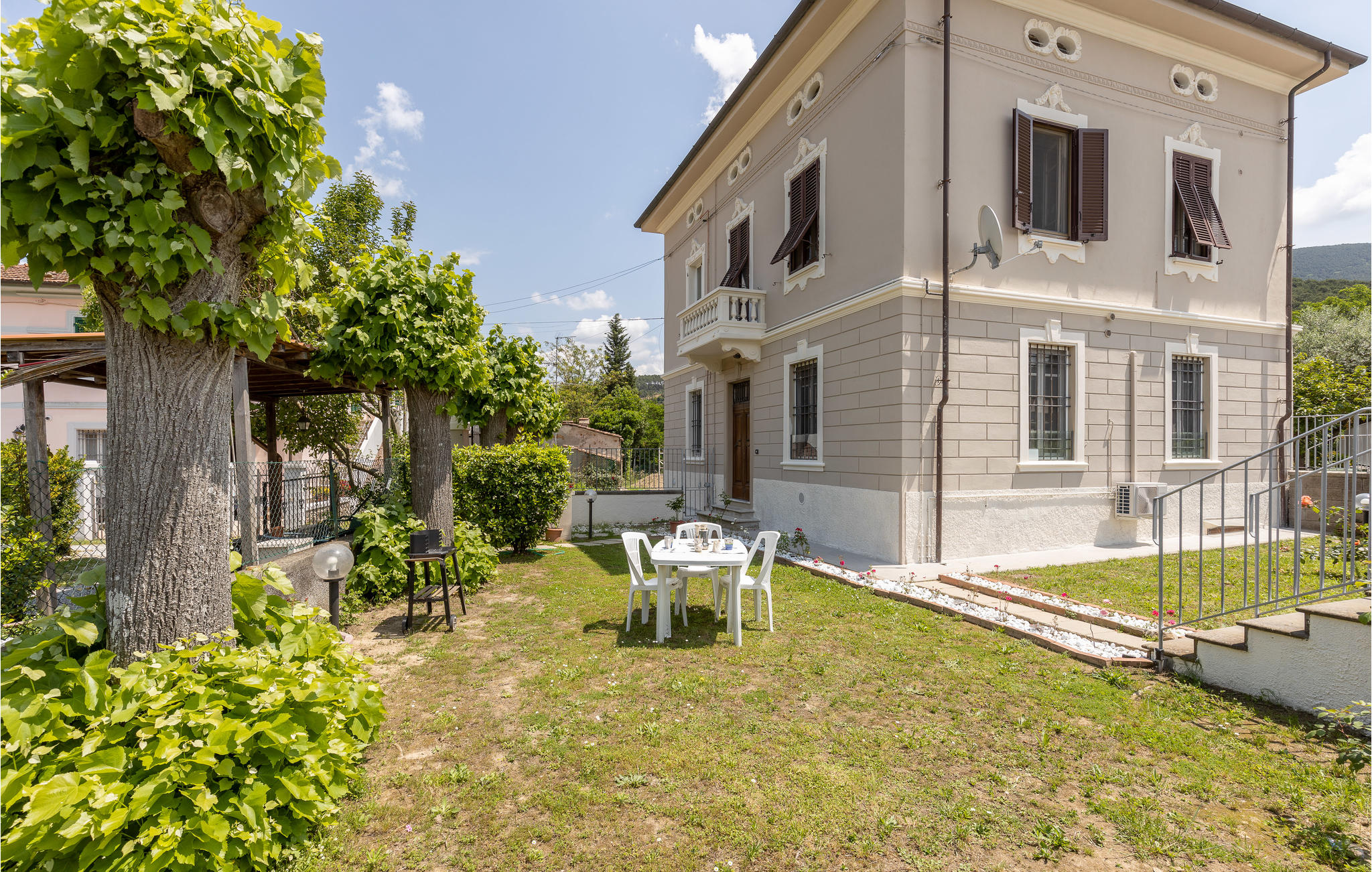 Awesome apartment in Lucca with 2 Bedrooms and WiFi