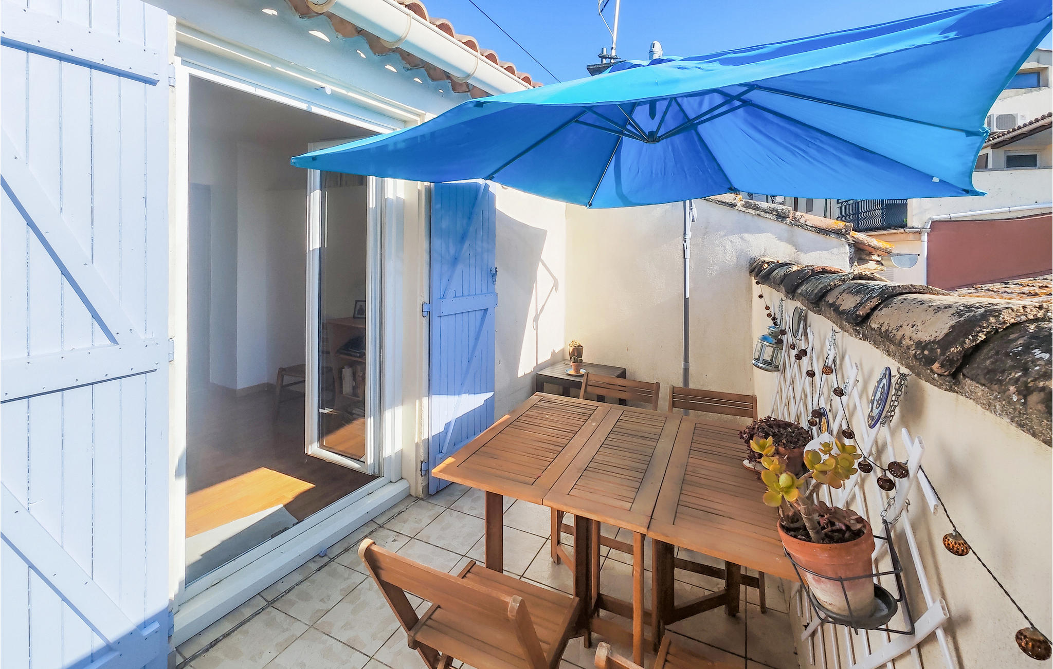 Nice home in Abeilhan with 2 Bedrooms