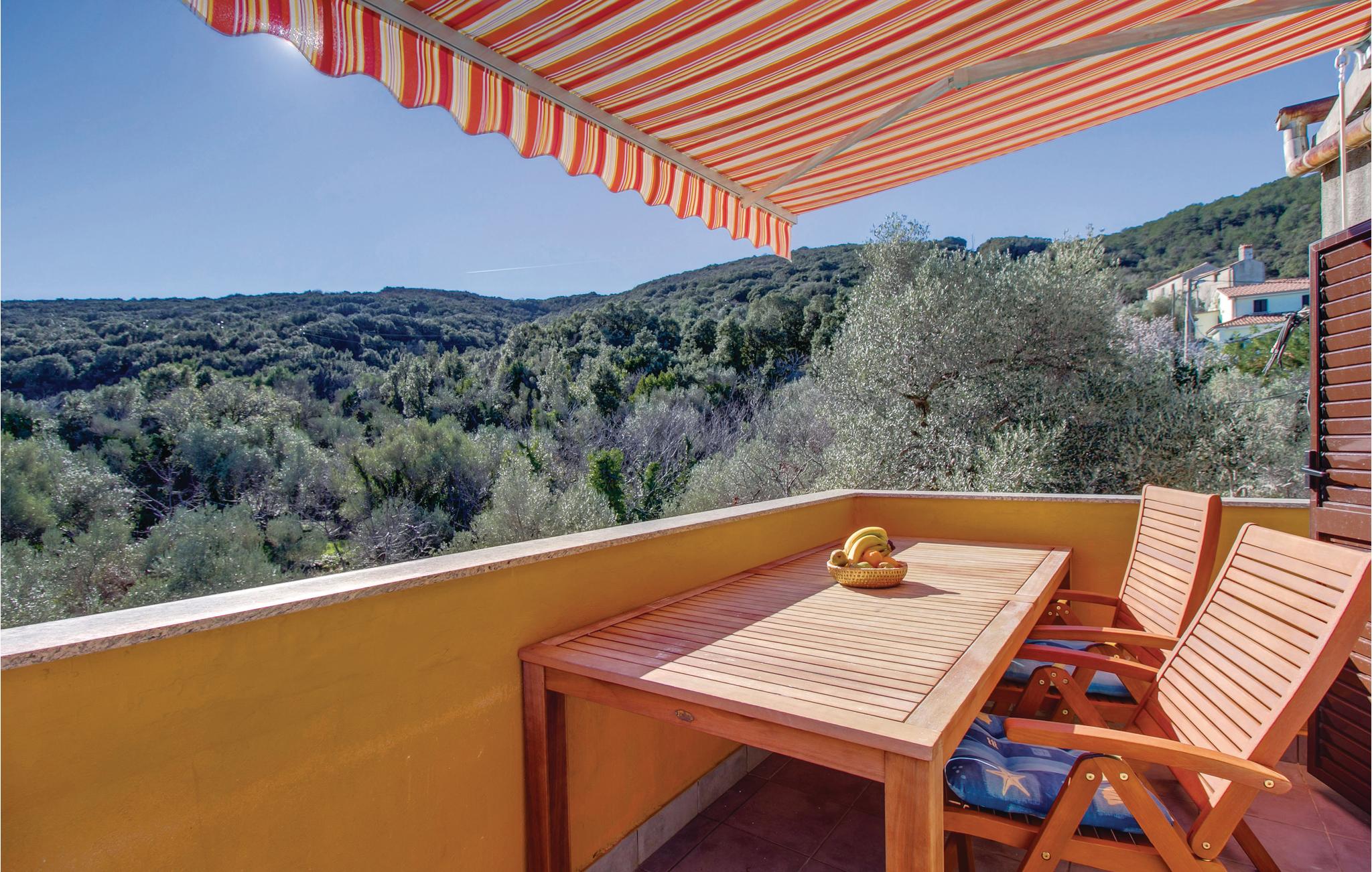 Awesome apartment in Valun with 1 Bedrooms