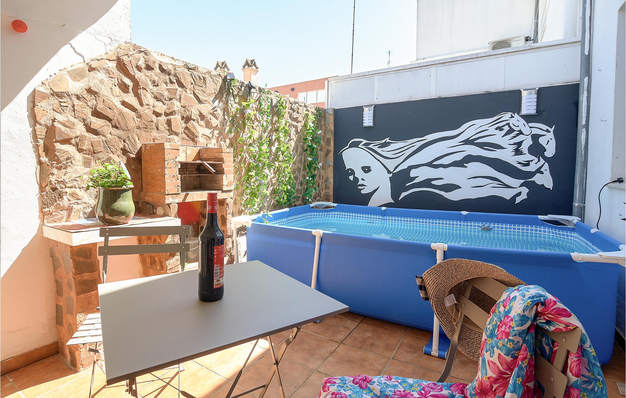 Beautiful home in Lucena with Outdoor swimming pool, WiFi and 3 Bedrooms