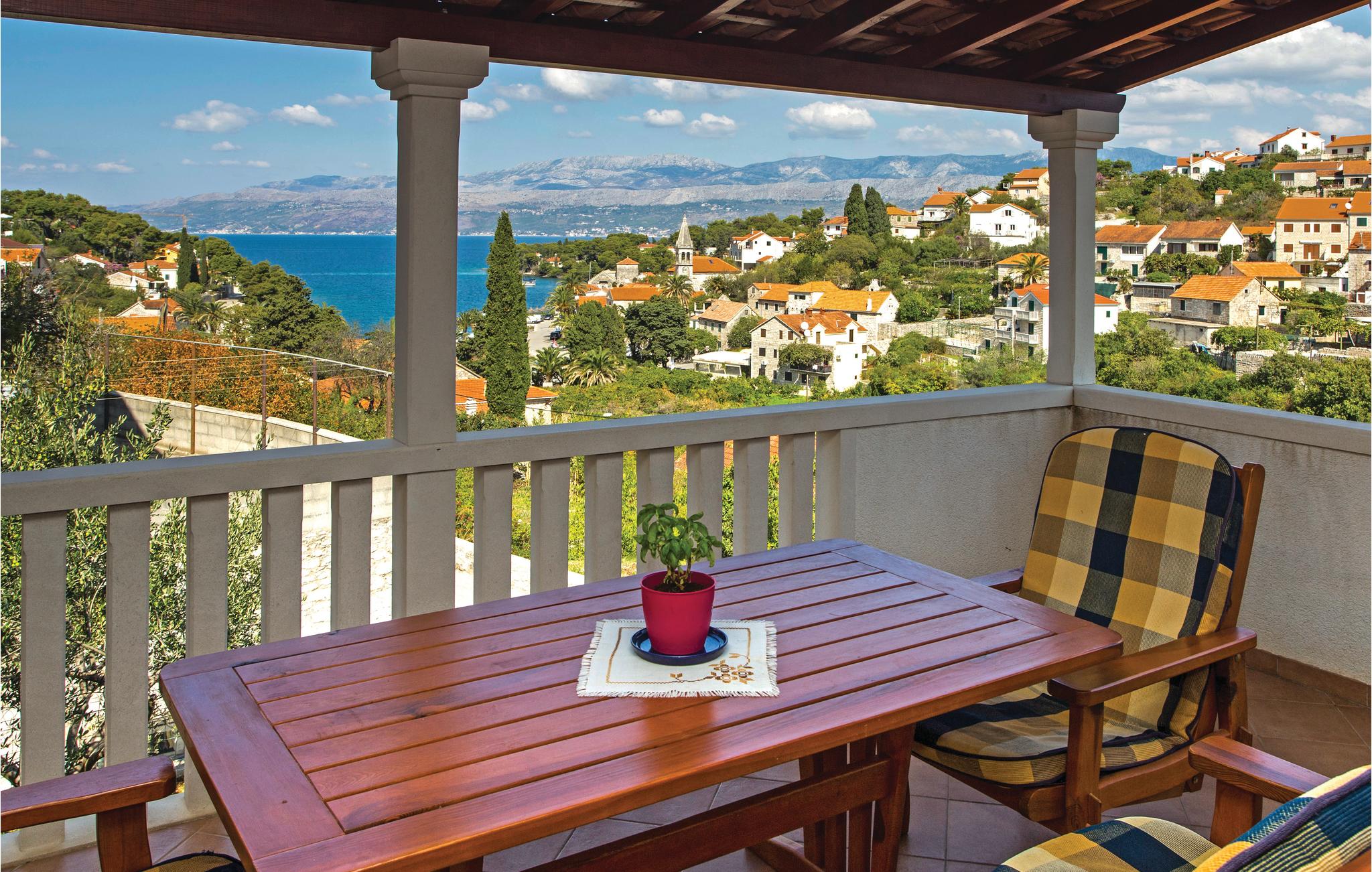 Amazing apartment in Splitska with 2 Bedrooms and WiFi