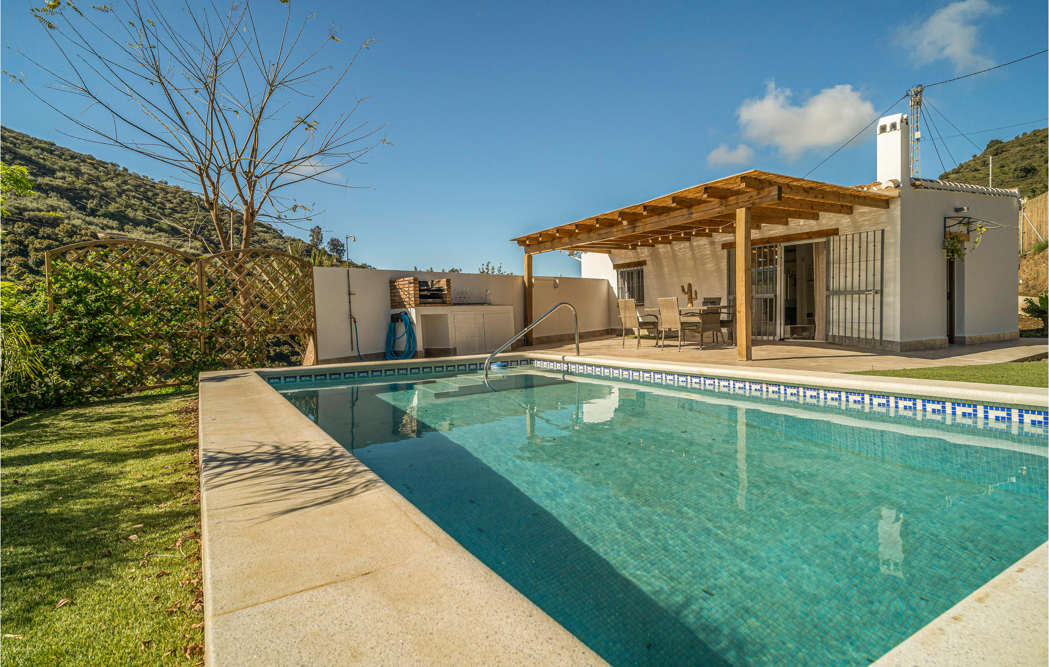 Stunning home in Arenas with WiFi, Private swimming pool and 2 Bedrooms