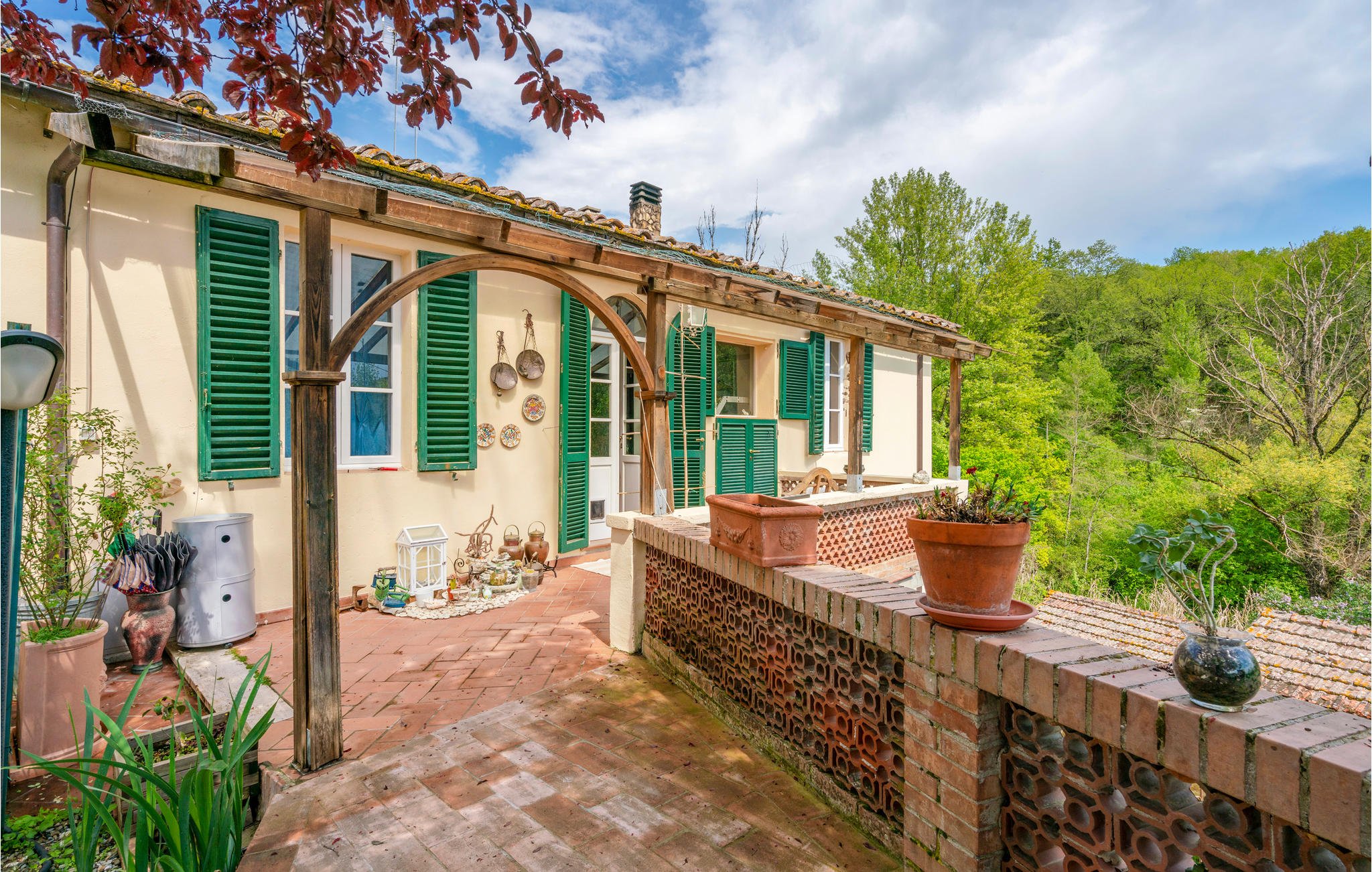 Stunning home in Castelnuovo Berardenga with Jacuzzi, WiFi and 2 Bedrooms