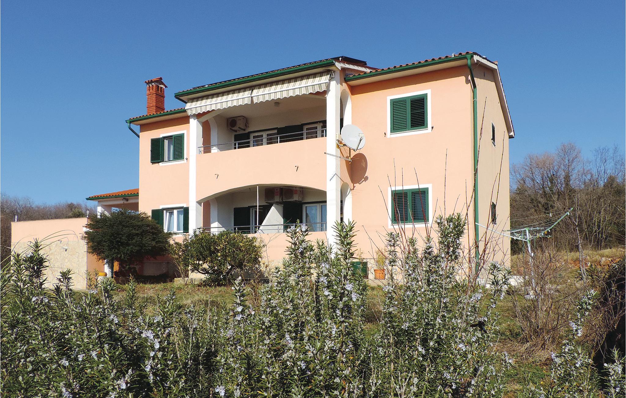 Nice apartment in Koromacno with 1 Bedrooms and WiFi