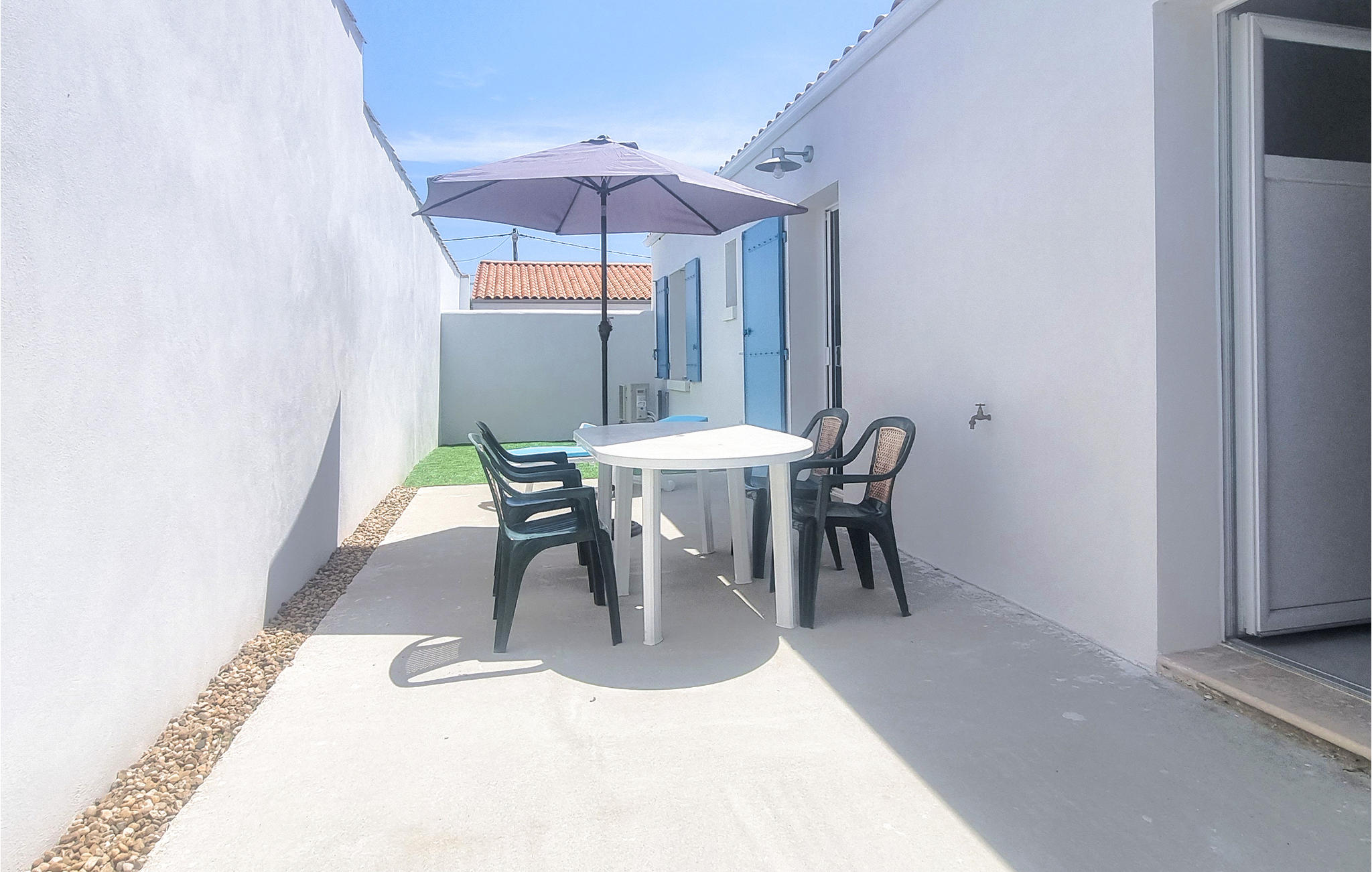 Stunning home in Saint-Denis-d'Oléron with 2 Bedrooms