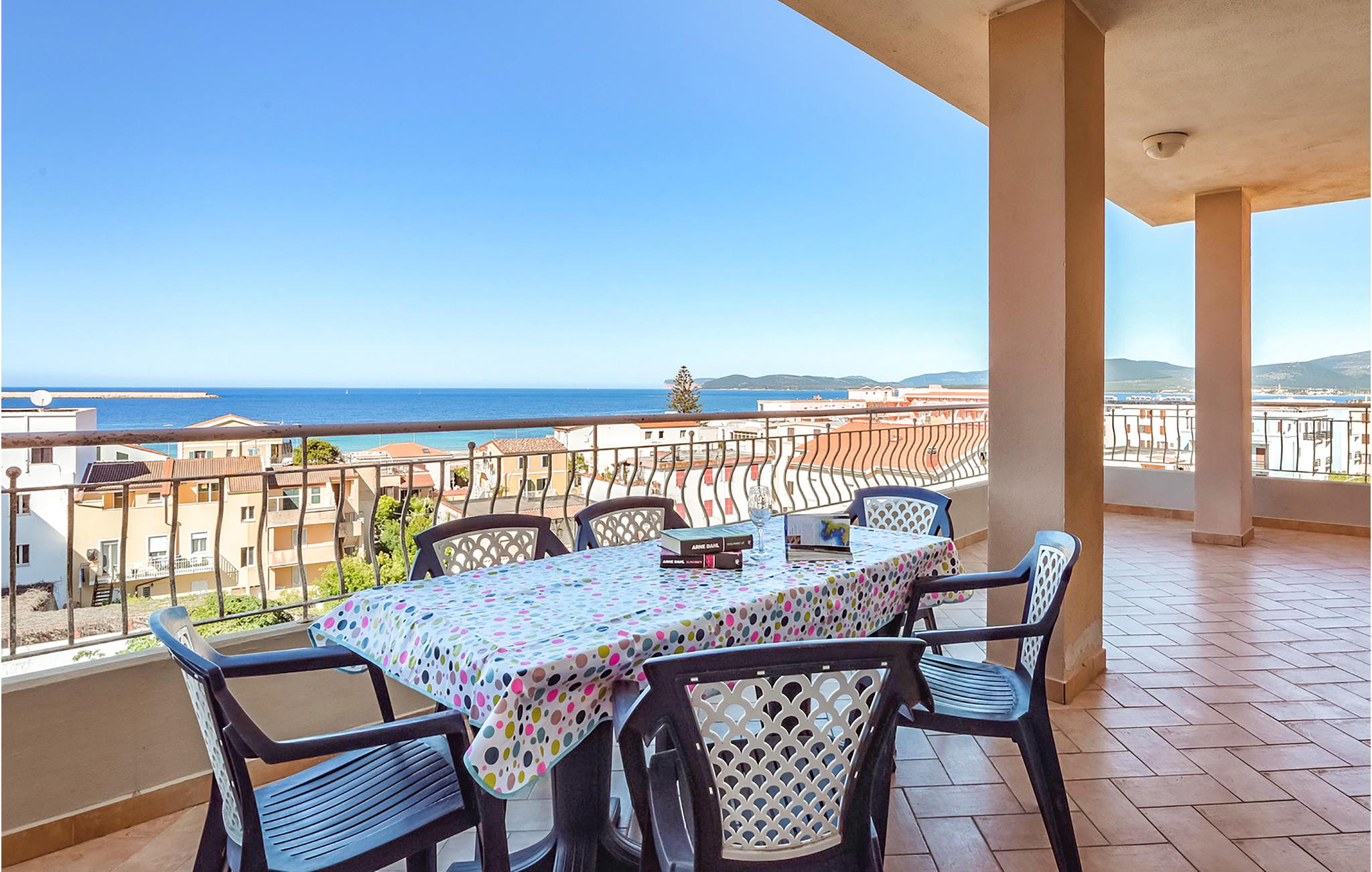 Nice apartment in Alghero with 2 Bedrooms and WiFi