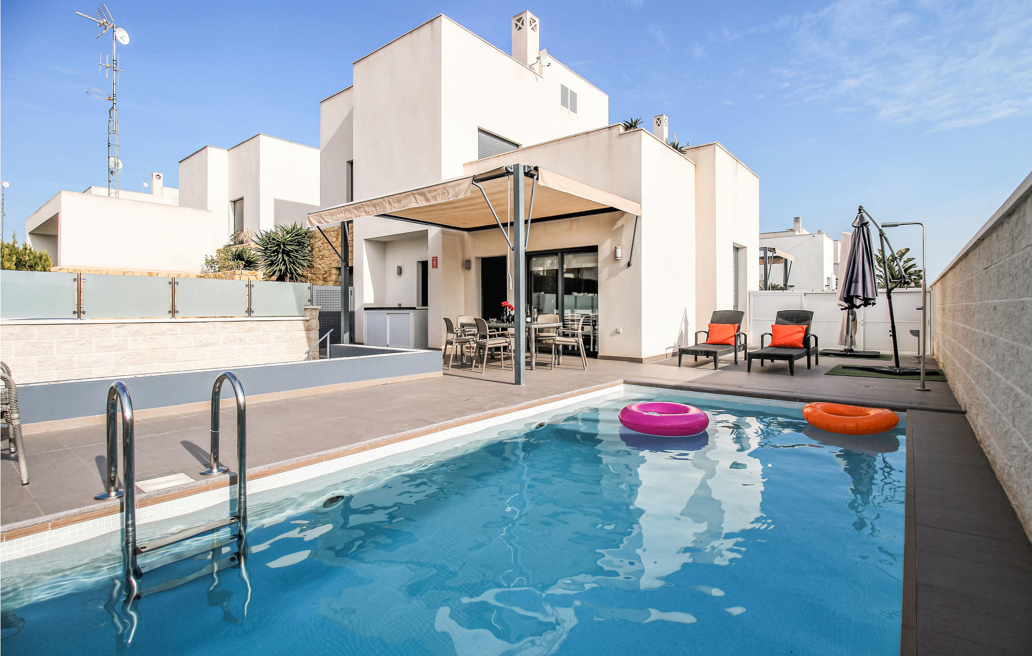 Stunning home in Rojales with WiFi, Outdoor swimming pool and Swimming pool