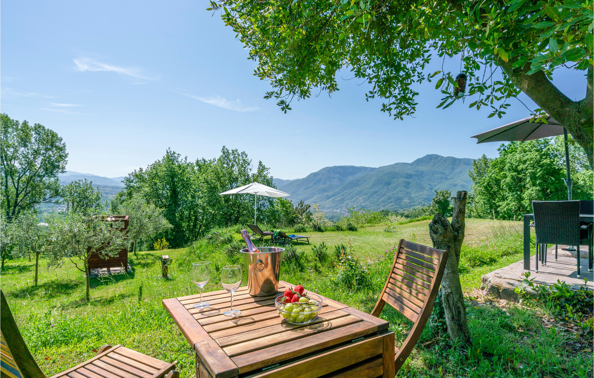 Amazing home in Cascio, Molazzana (LU) with 2 Bedrooms and WiFi