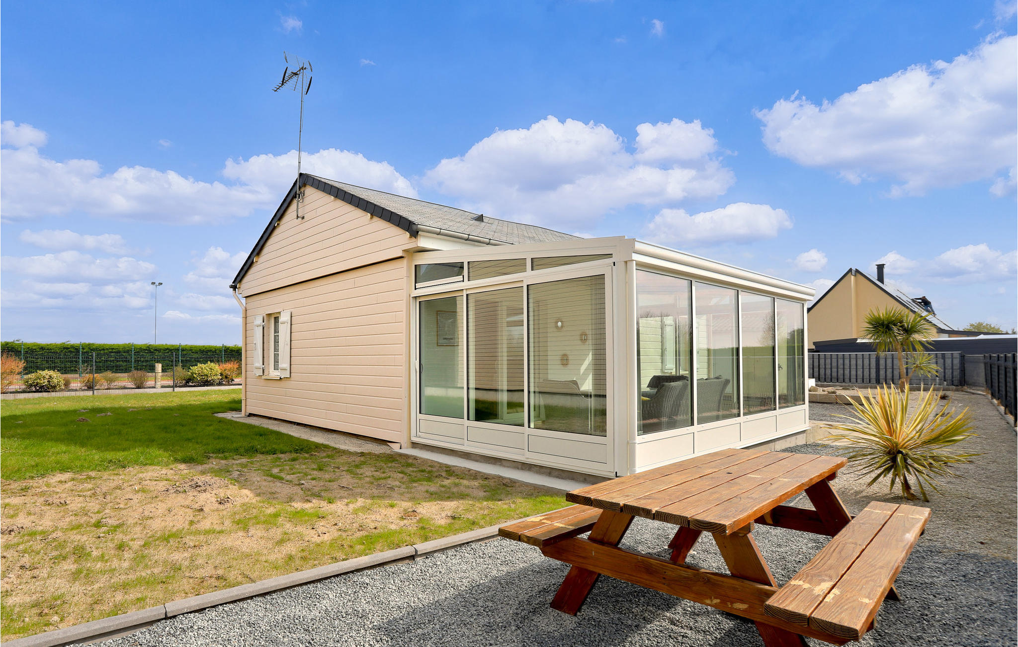 Nice home in Creances-Plage with 2 Bedrooms and WiFi