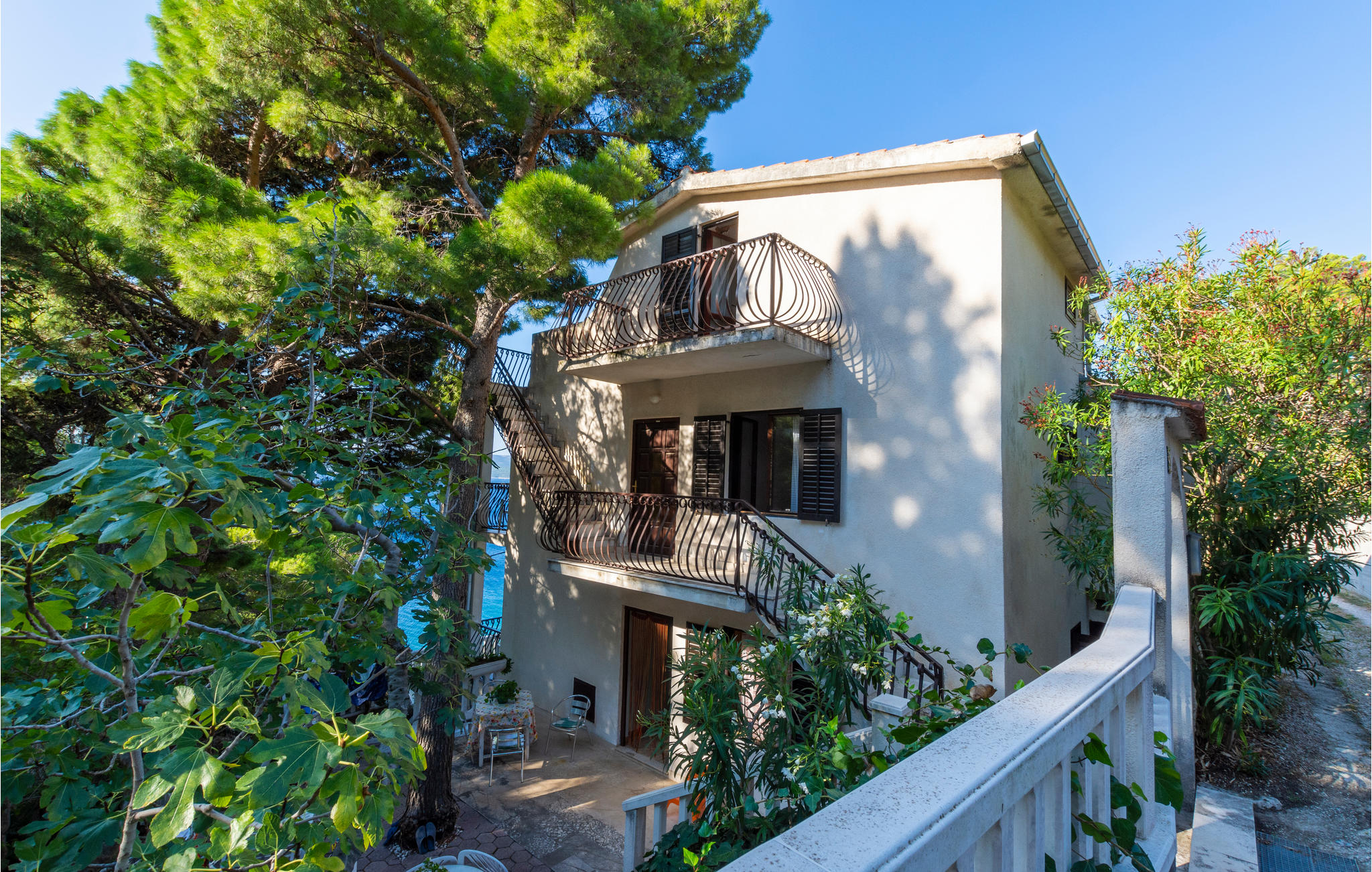 Nice apartment in Marusici with 2 Bedrooms and WiFi