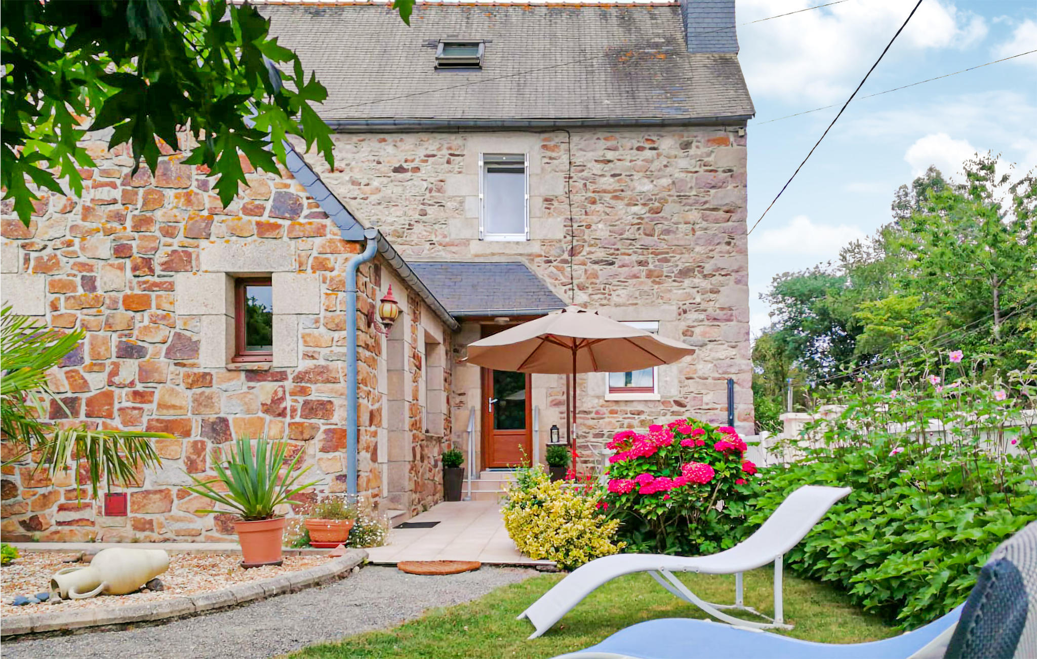 Amazing home in Le Faouët with WiFi and 3 Bedrooms