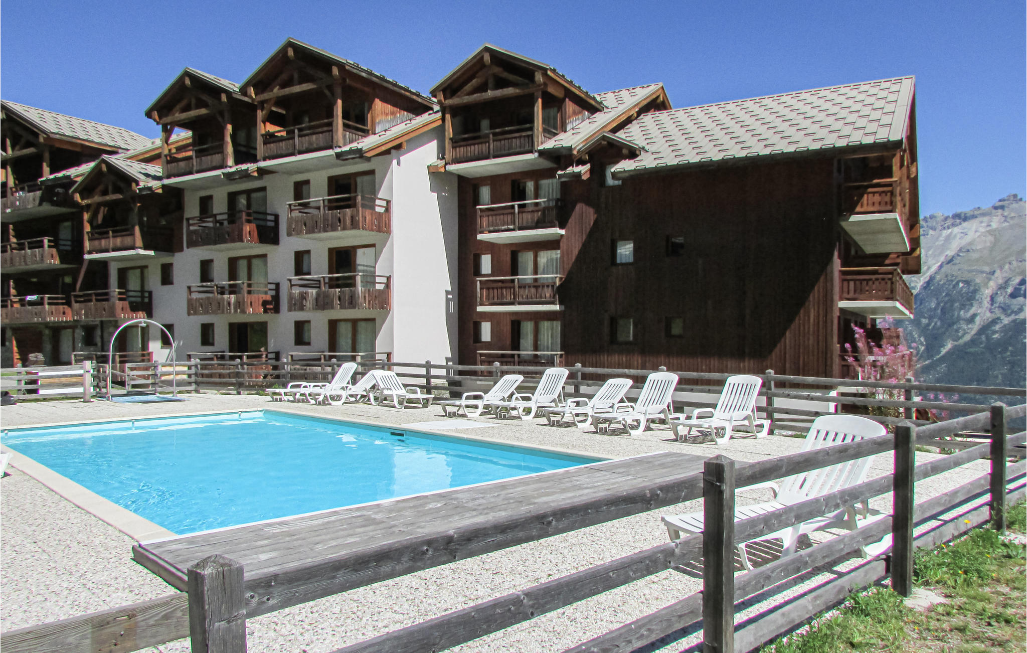 Nice apartment in Puy St Vincent with WiFi, Outdoor swimming pool and Sauna
