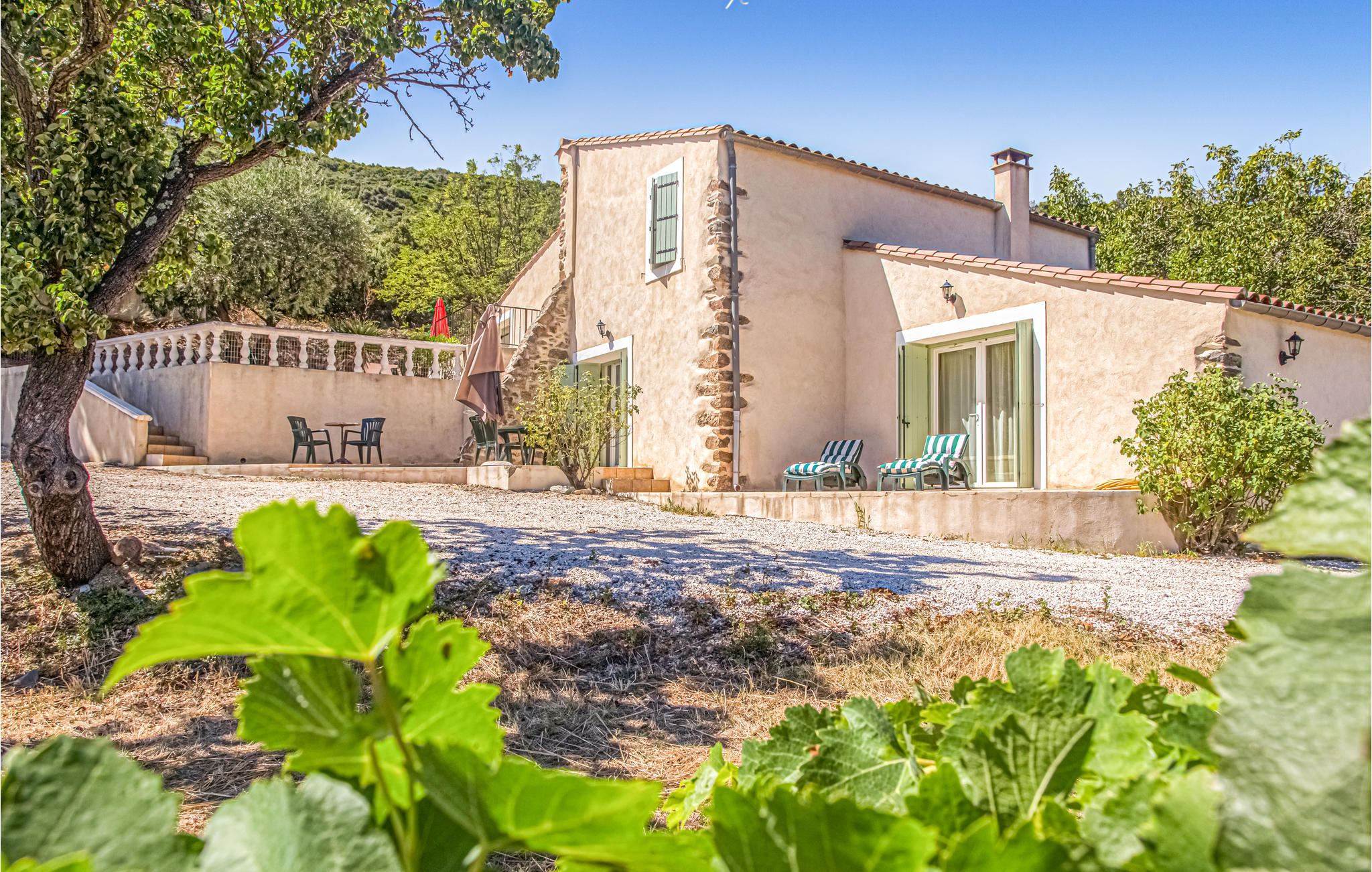 Amazing home in Cabrerolles with WiFi, Private swimming pool and Outdoor swimming pool
