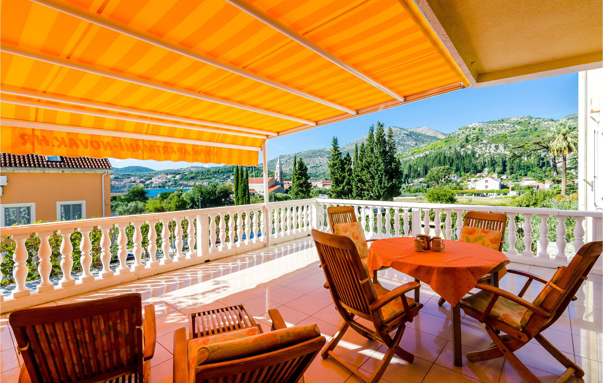 Beautiful apartment in Slano with 2 Bedrooms, Sauna and WiFi