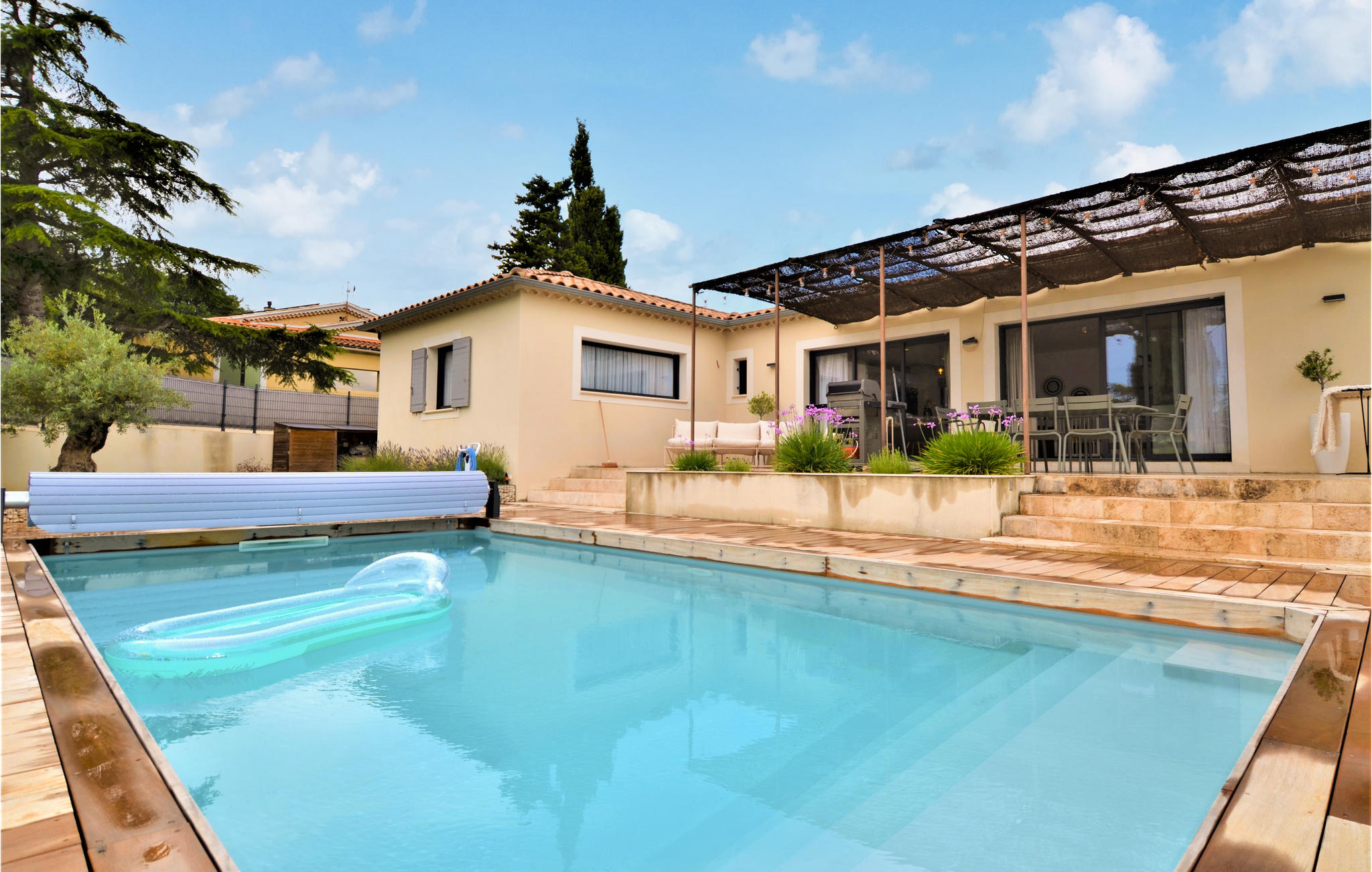 Amazing home in Saint-Laurent-Des-Arbr with Outdoor swimming pool, WiFi and Private swimming pool